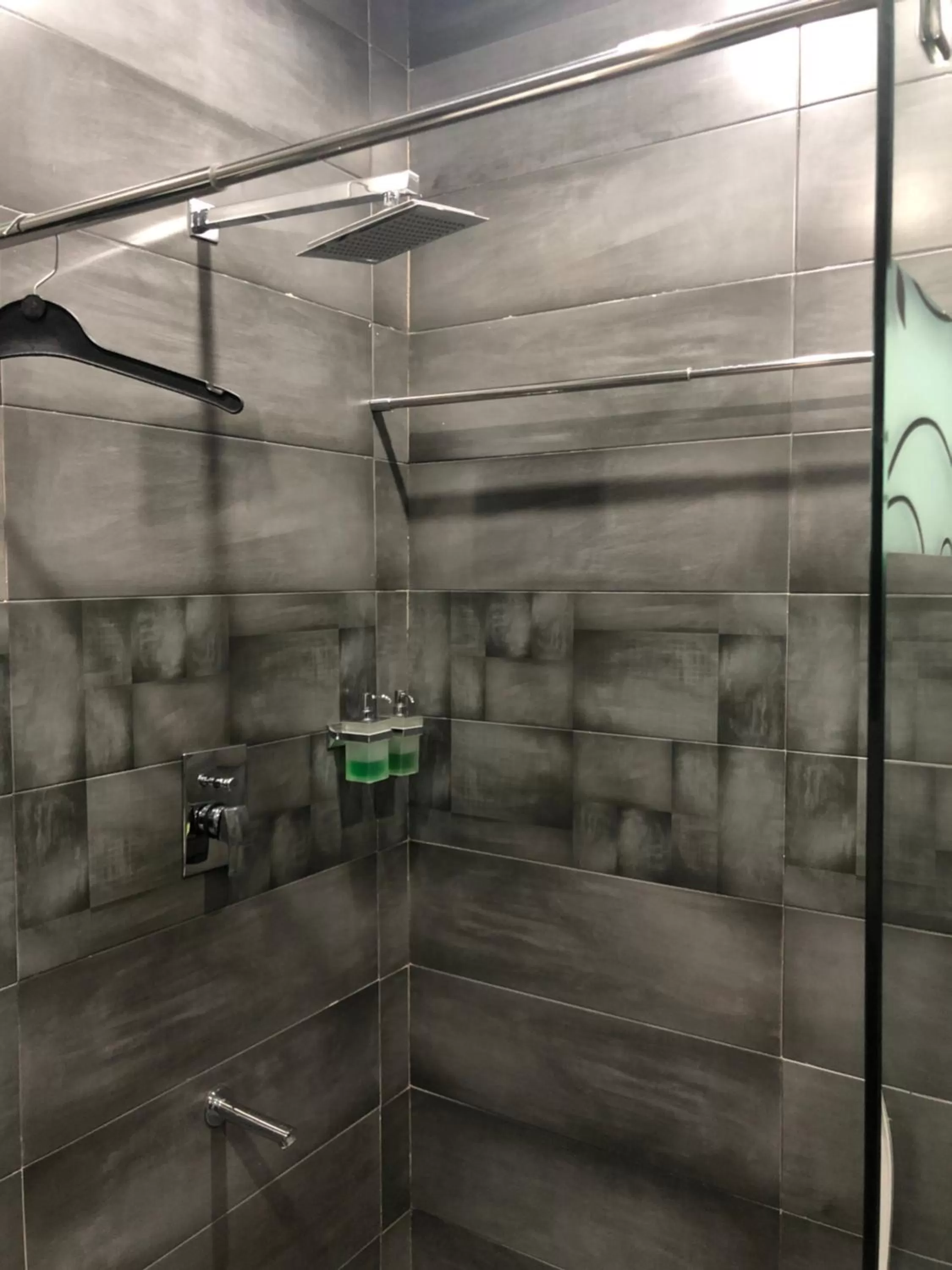 Bathroom in Palm Kalash Hotel