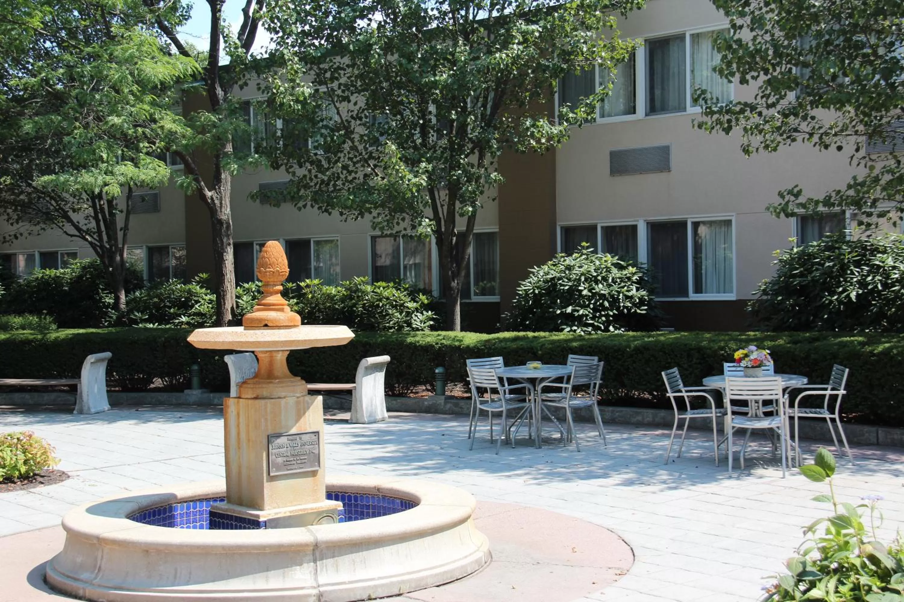 Facade/entrance in Radisson Hotel Providence Airport