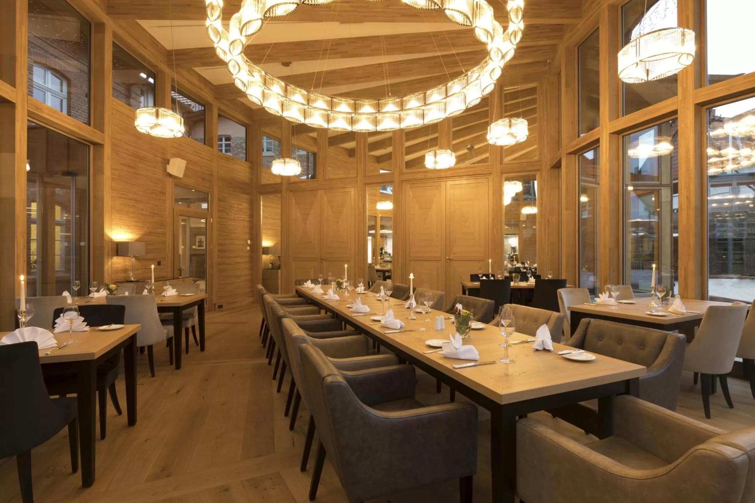 Restaurant/places to eat in Hotel Brunnenhaus Schloss Landau