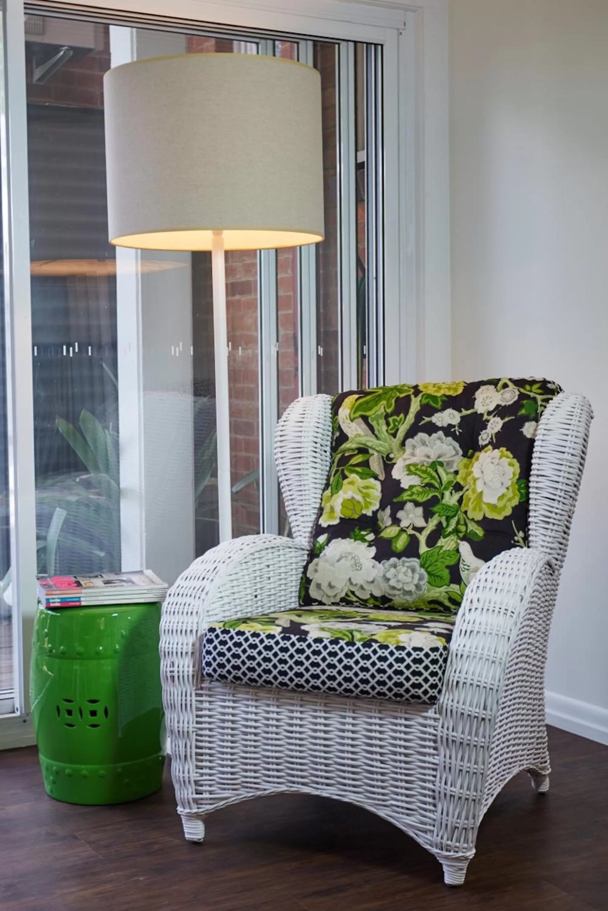 Communal lounge/ TV room in Edward Lodge New Fam