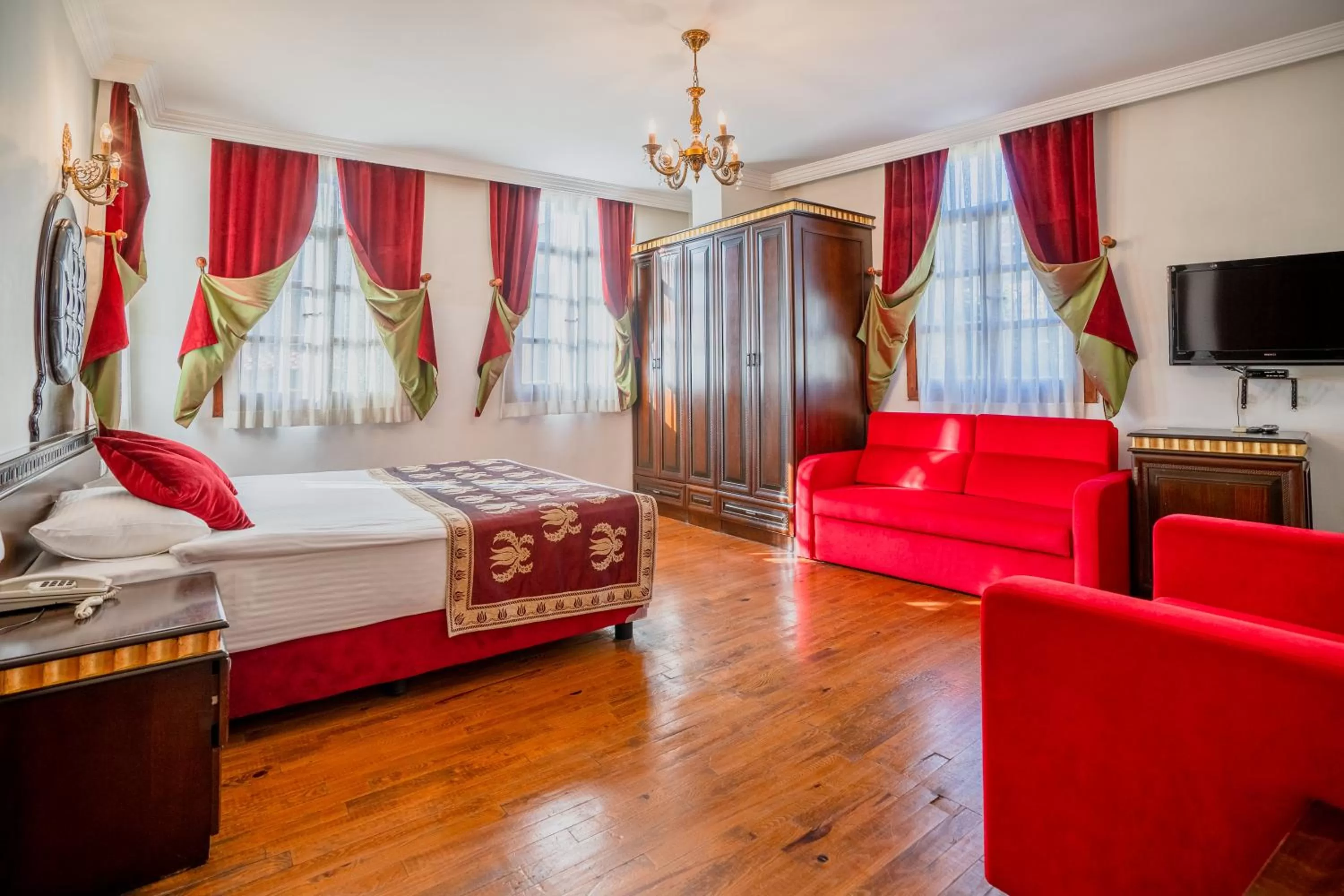 Bedroom, Bed in Mediterra Art Hotel Antalya