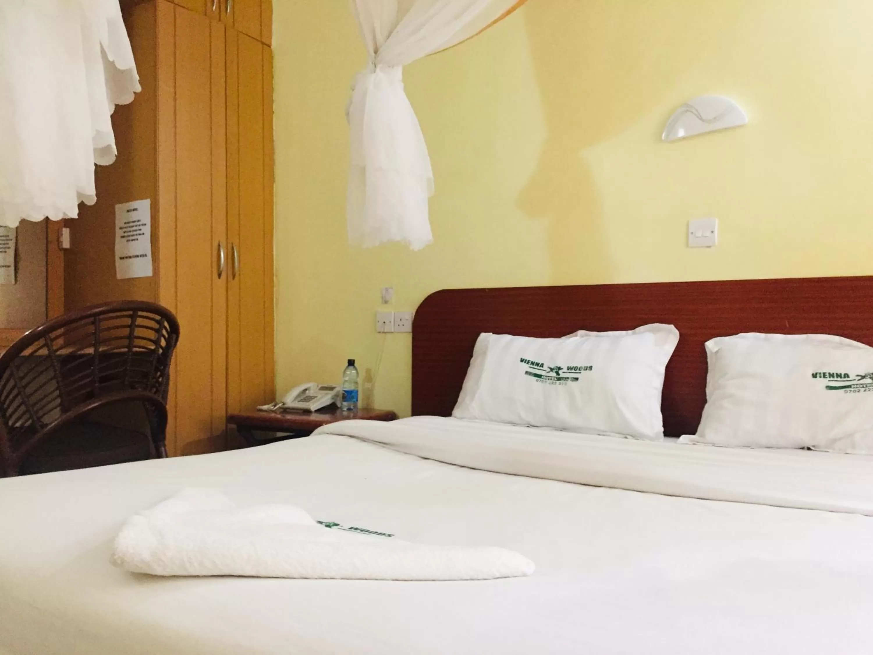 Bed in Vienna Woods Hotel Nakuru