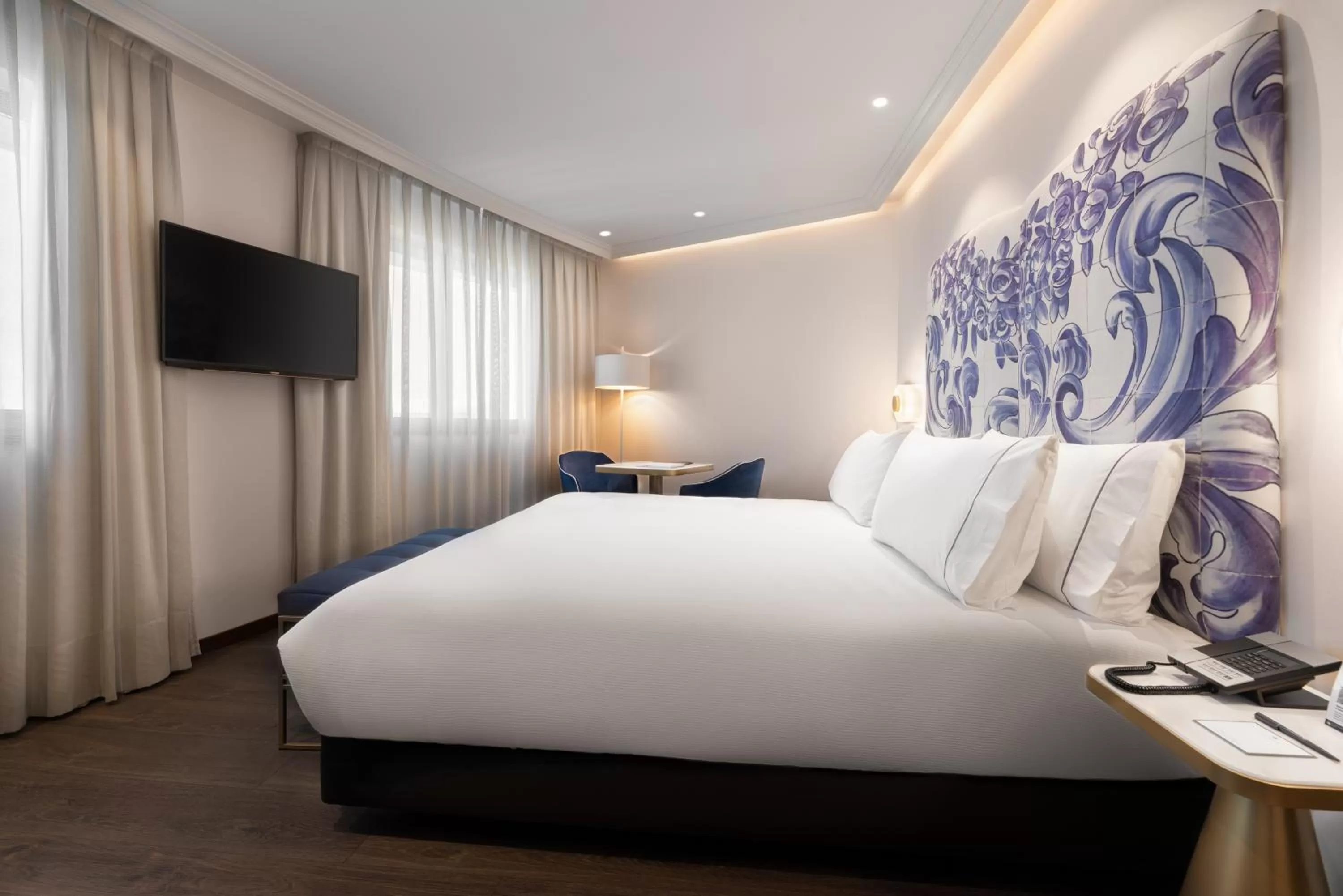 Bed in Eurostars Universal Lisboa