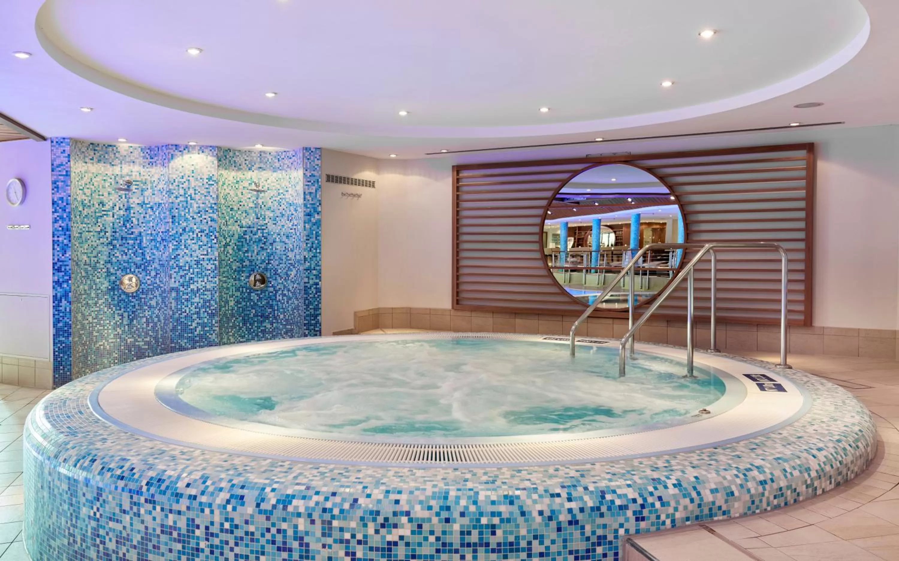 Hot Tub in InterContinental Berlin by IHG