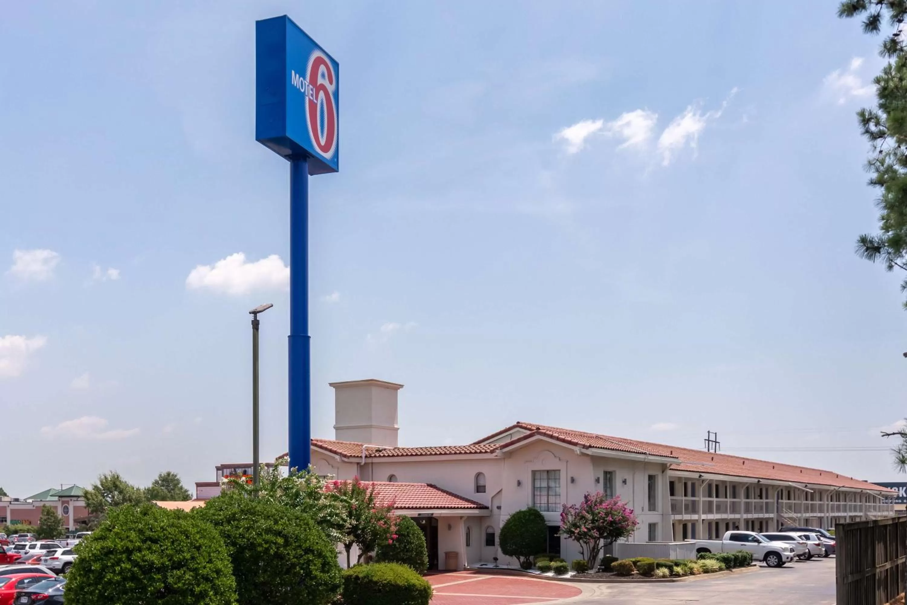 Property building in Motel 6-North Little Rock, AR - McCain