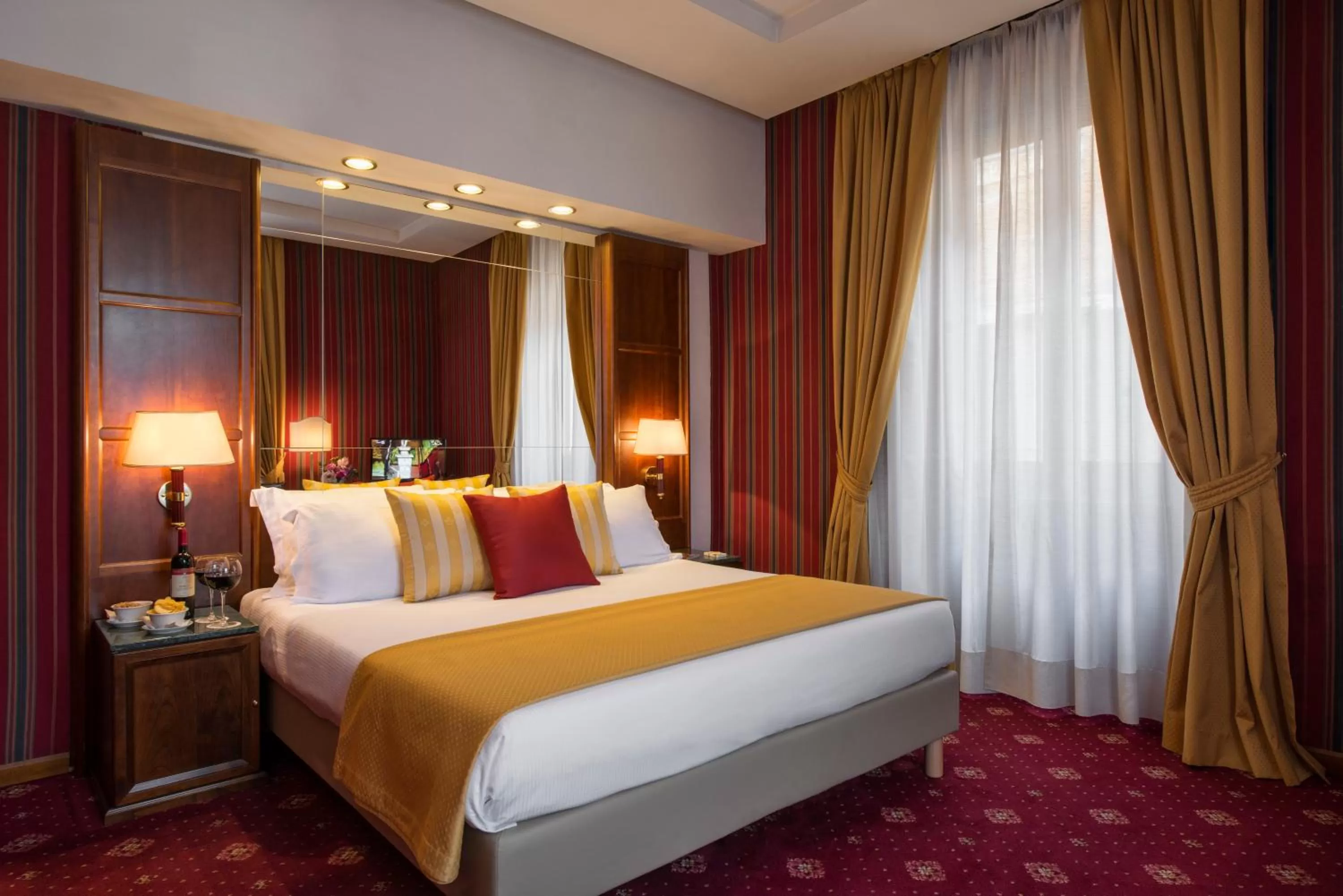 Bed in Atlante Garden Hotel