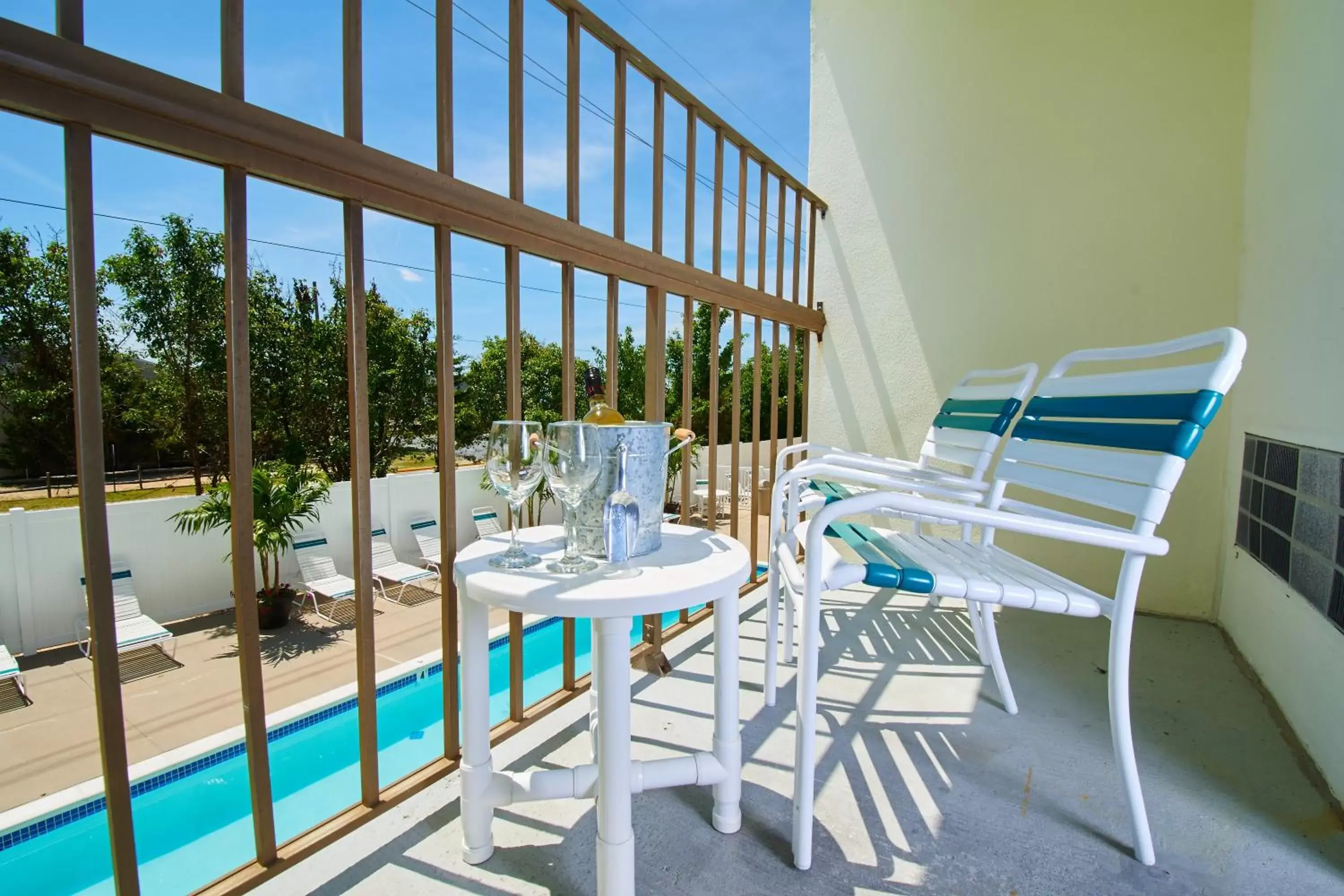 King Room with Sleeper Sofa - Pool View in The Bay Resort King Room with Sleeper Sofa - Pool View in The Bay Resort