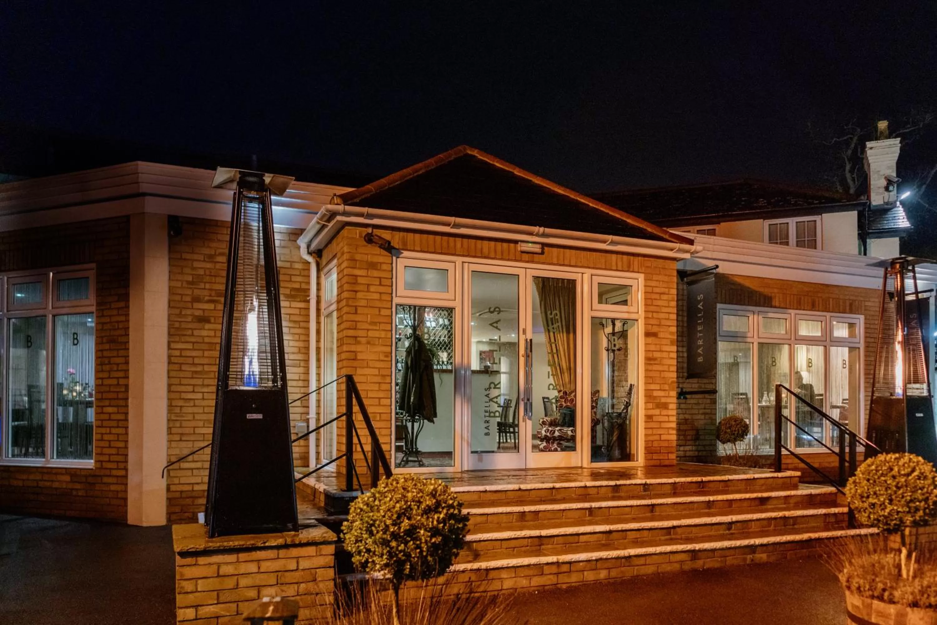 Restaurant/places to eat in Ivy Hill Hotel, Sure Hotel Collection by Best Western