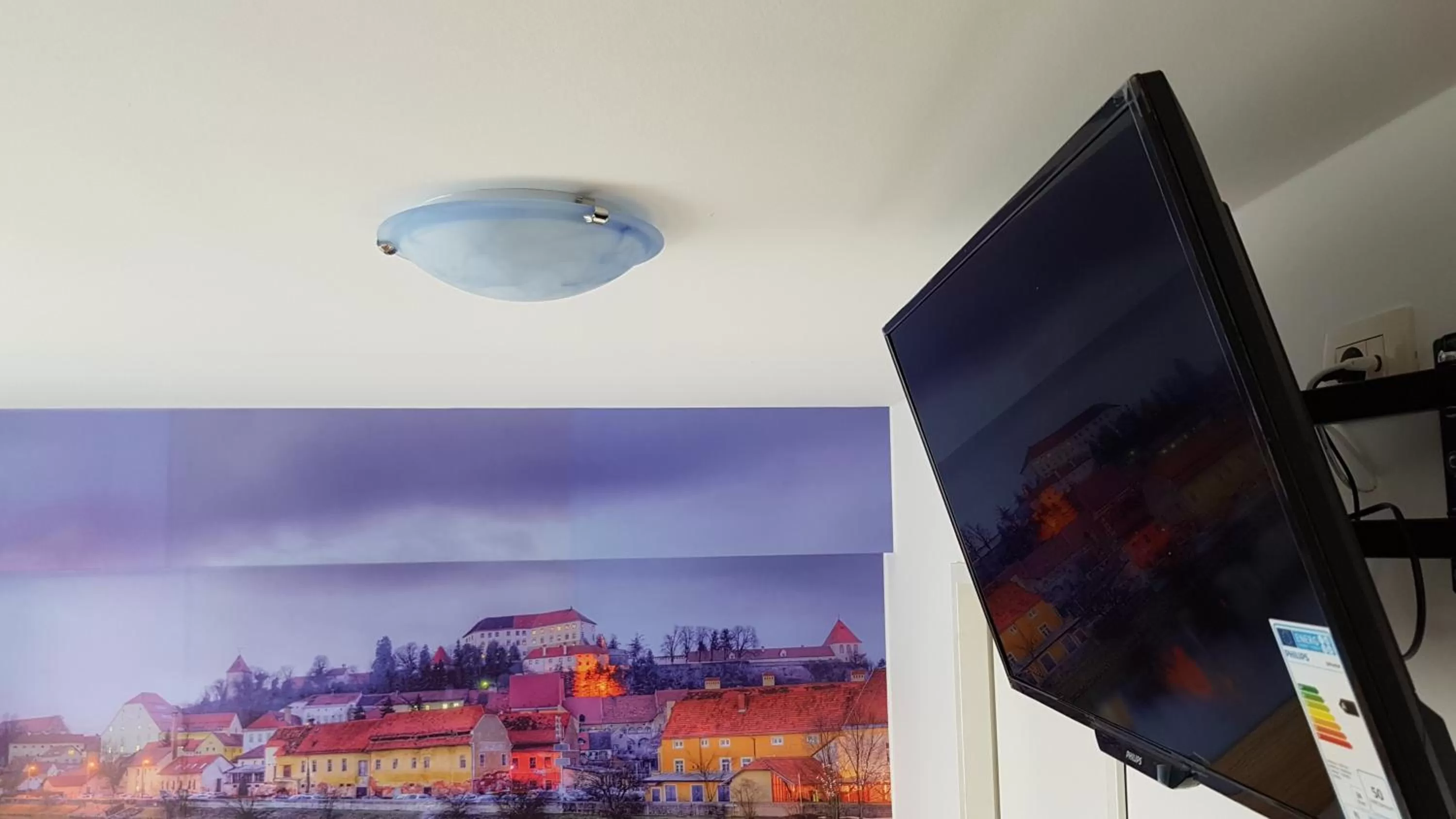 TV and multimedia in B&B By The Way