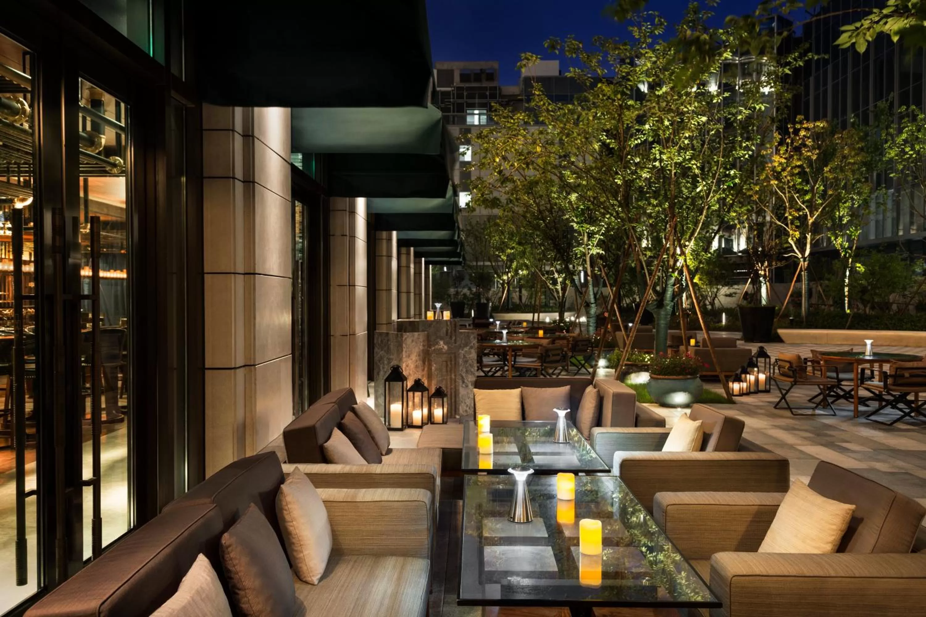 Lounge or bar, Lounge/Bar in Midtown Shangri-La, Hangzhou