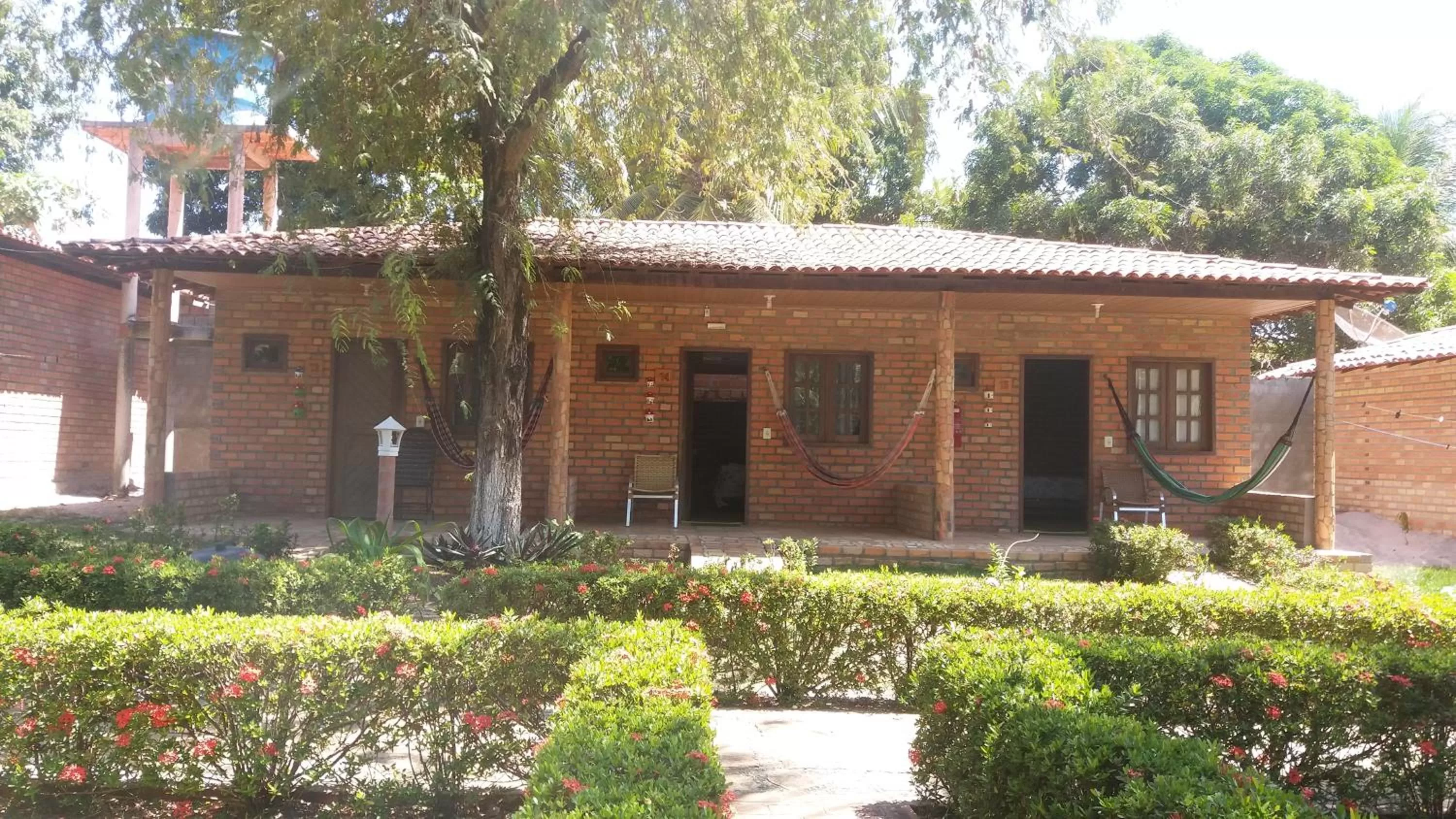 Facade/entrance, Property Building in Pousada do Riacho