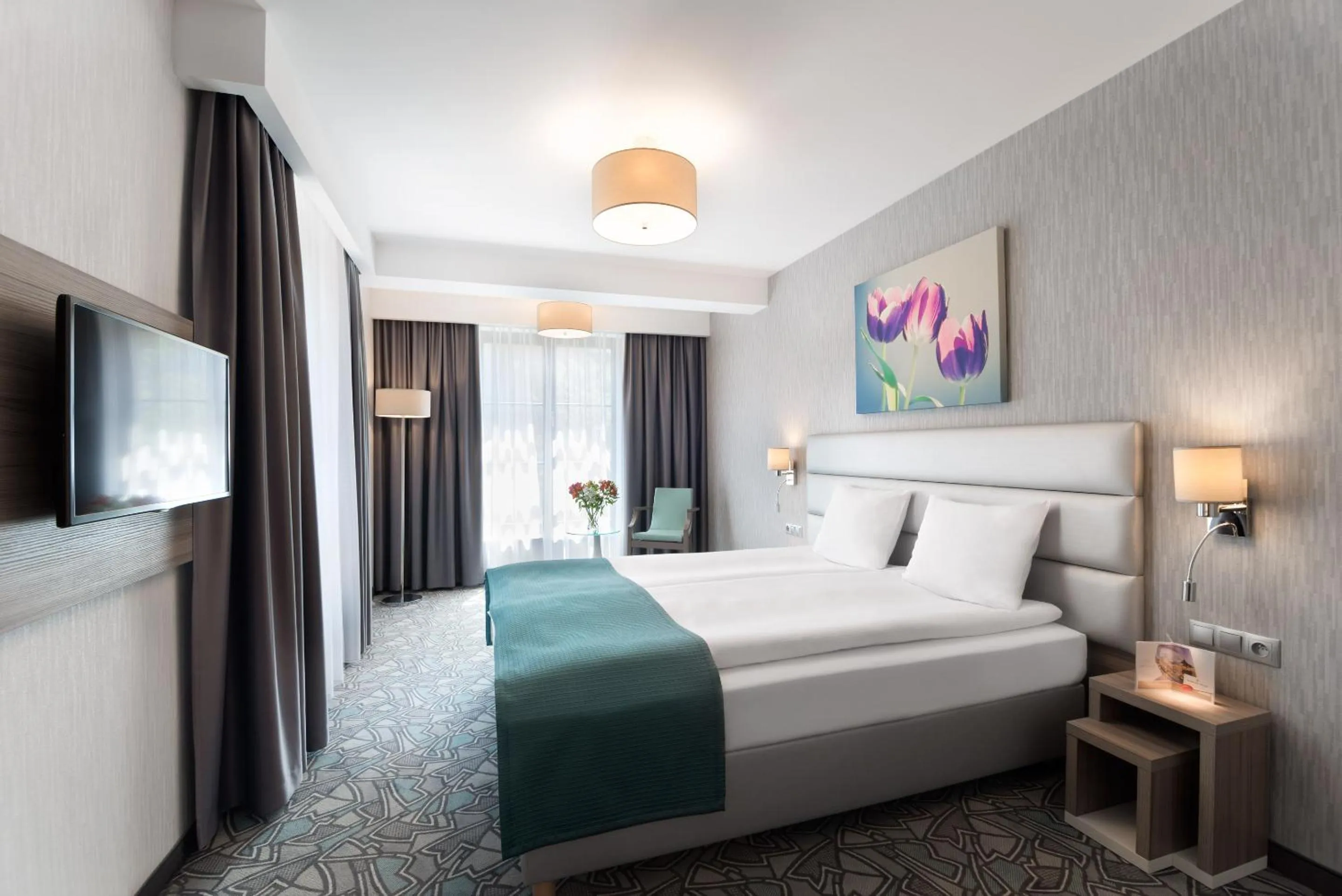 Bed in Golden Tulip Krakow Kazimierz