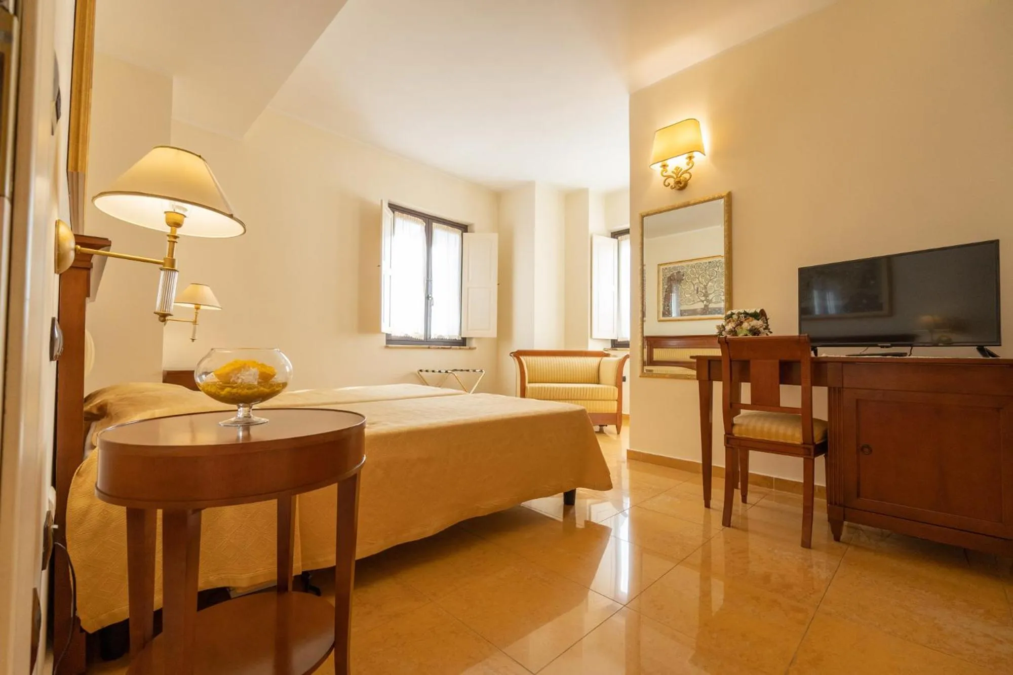 Bedroom, Bed in Hotel Ristorante Vecchia Vibo