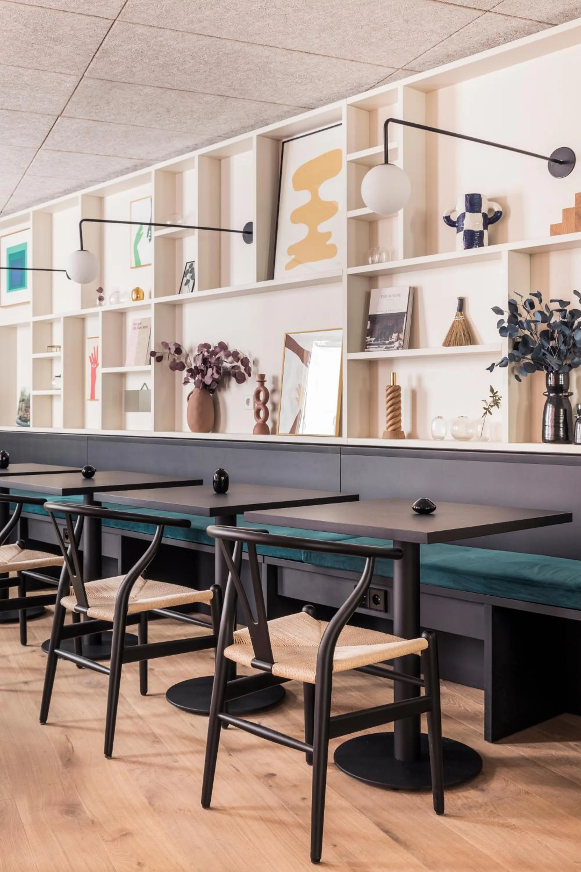 Restaurant/places to eat in Hôtel AMI - Orso Hotels