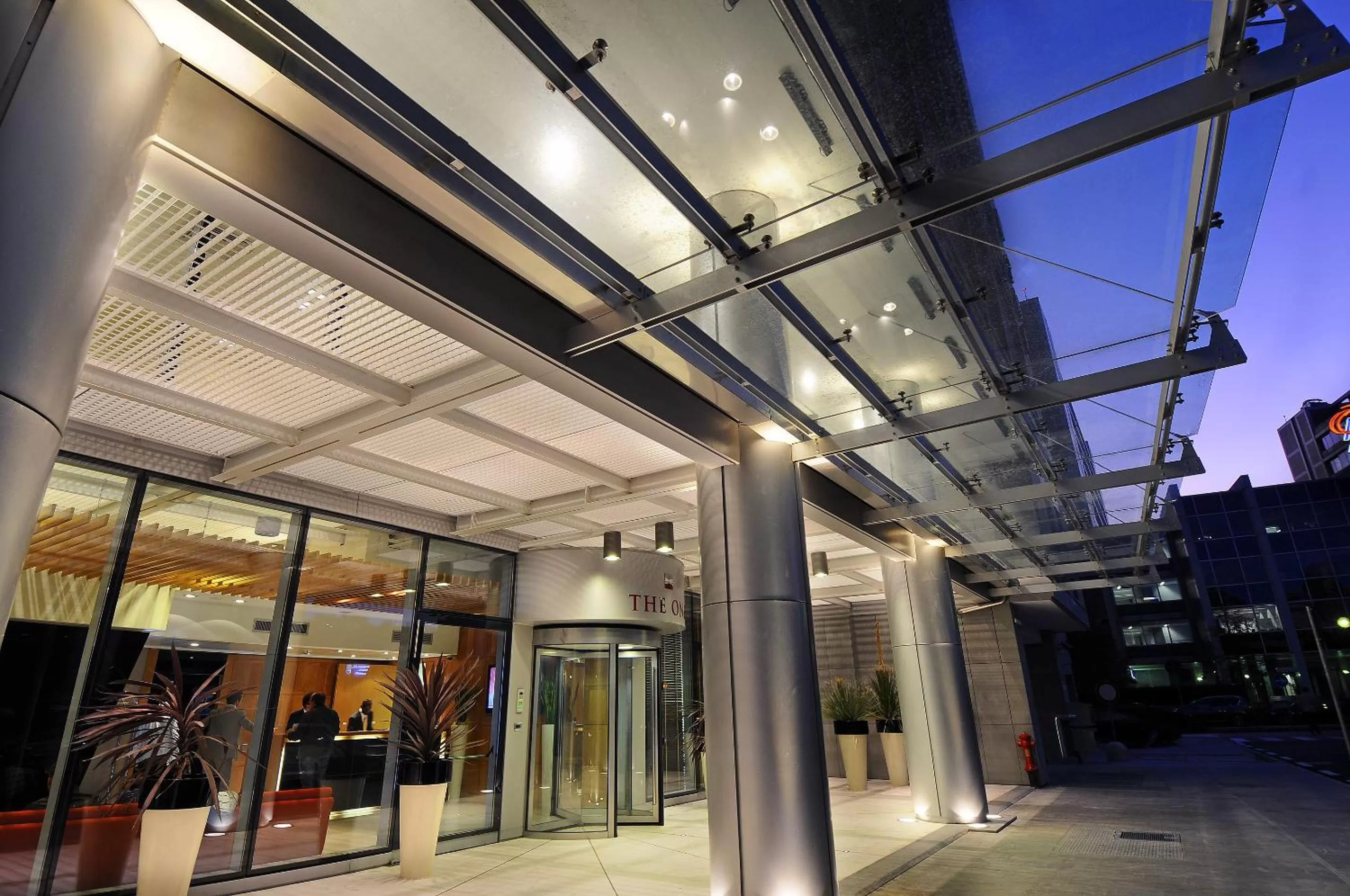 Facade/entrance in UNA Hotels The One Milano Hotel & Residence