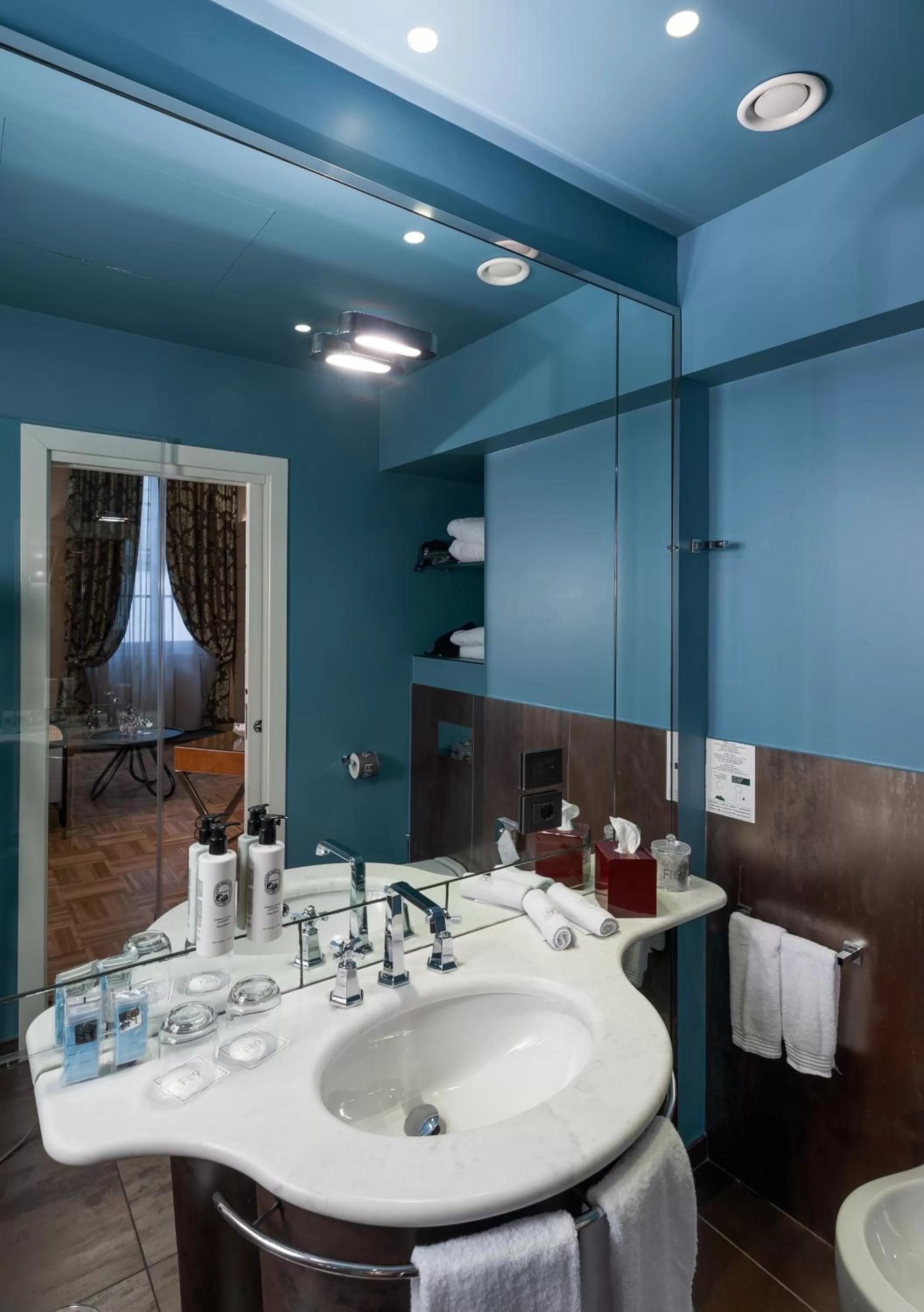 Toilet in Hotel Number Nine