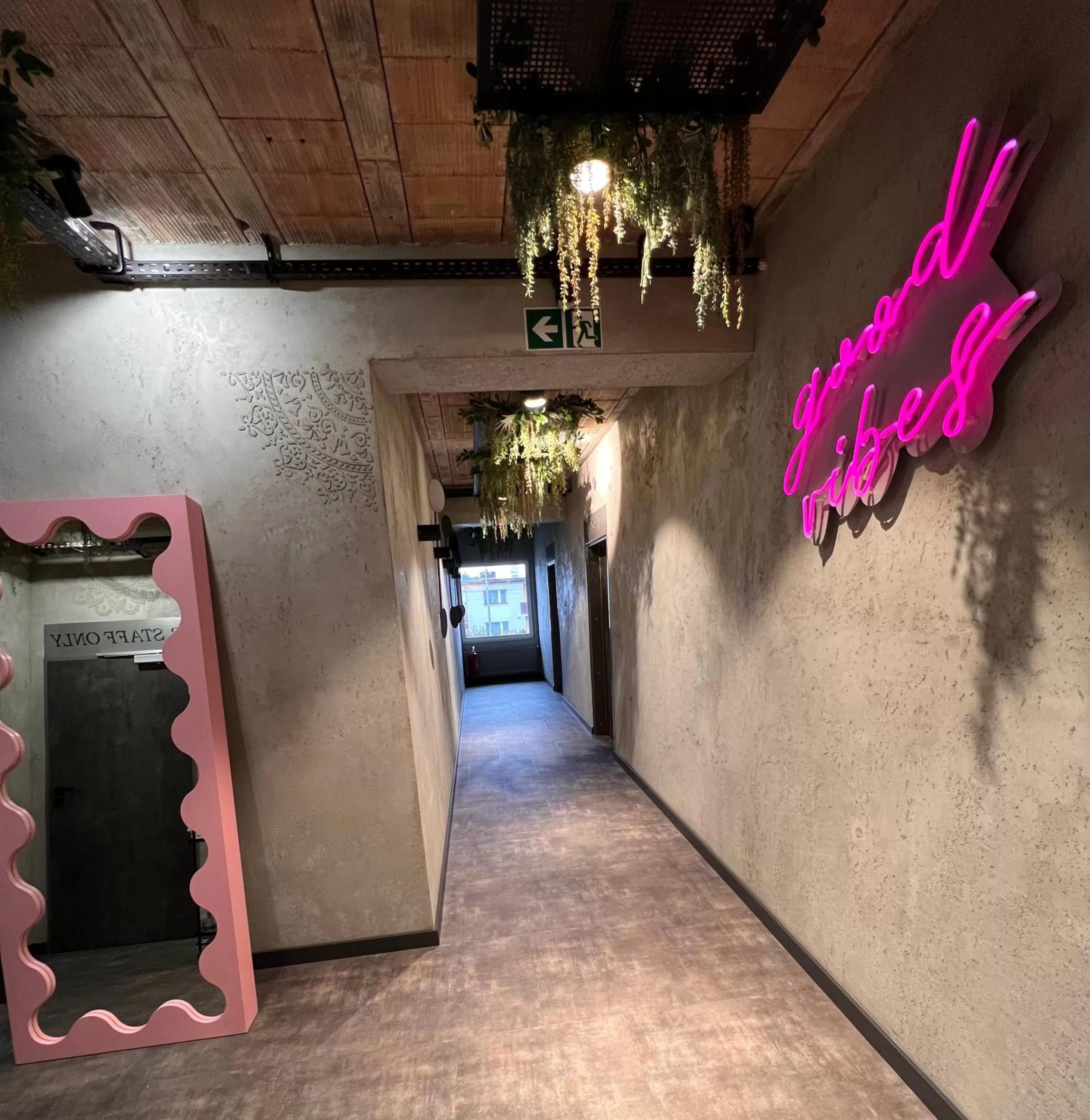 Property building in Global Home - Aparthotel - No Contact Check In