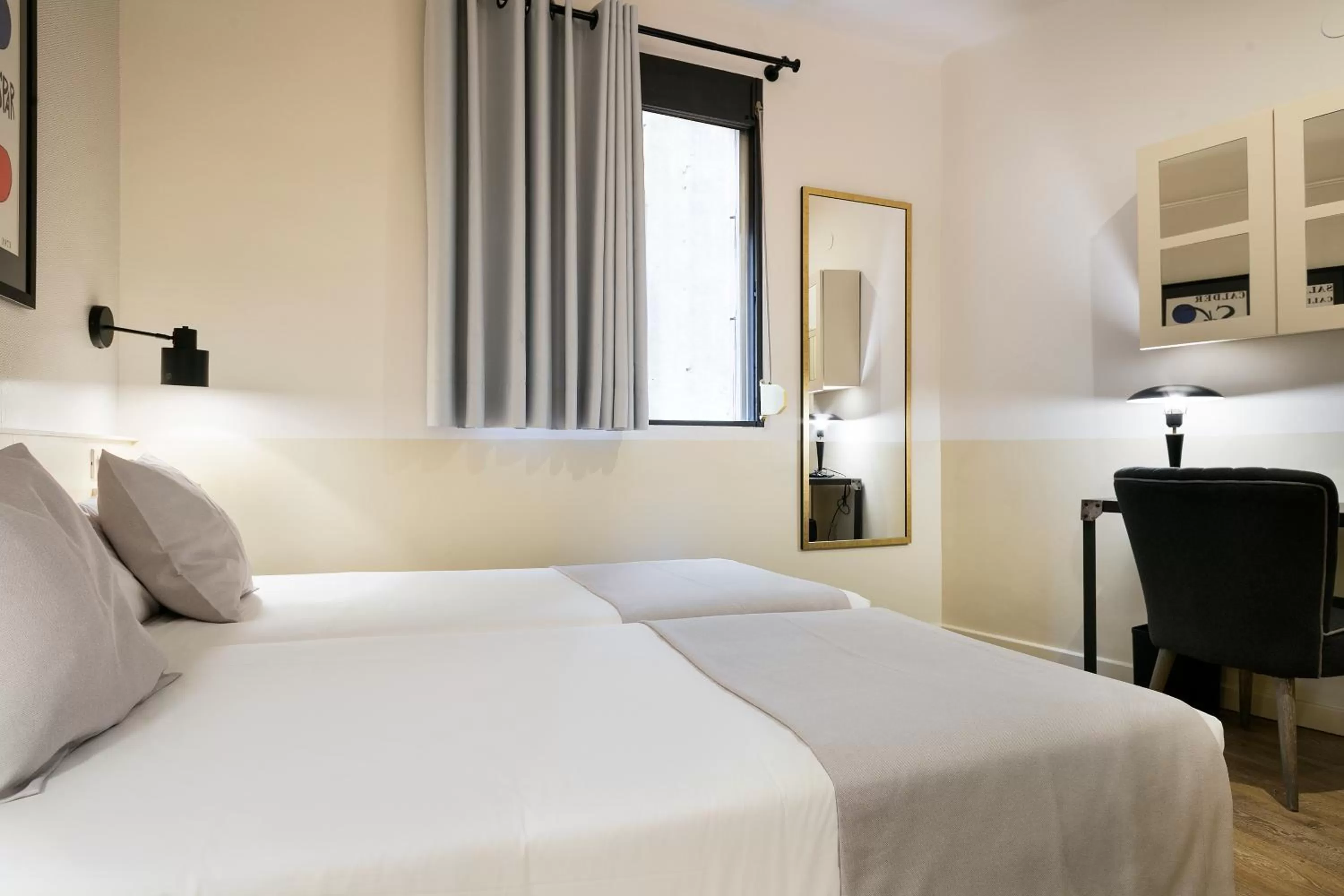 Property building, Bed in Hotel El Call
