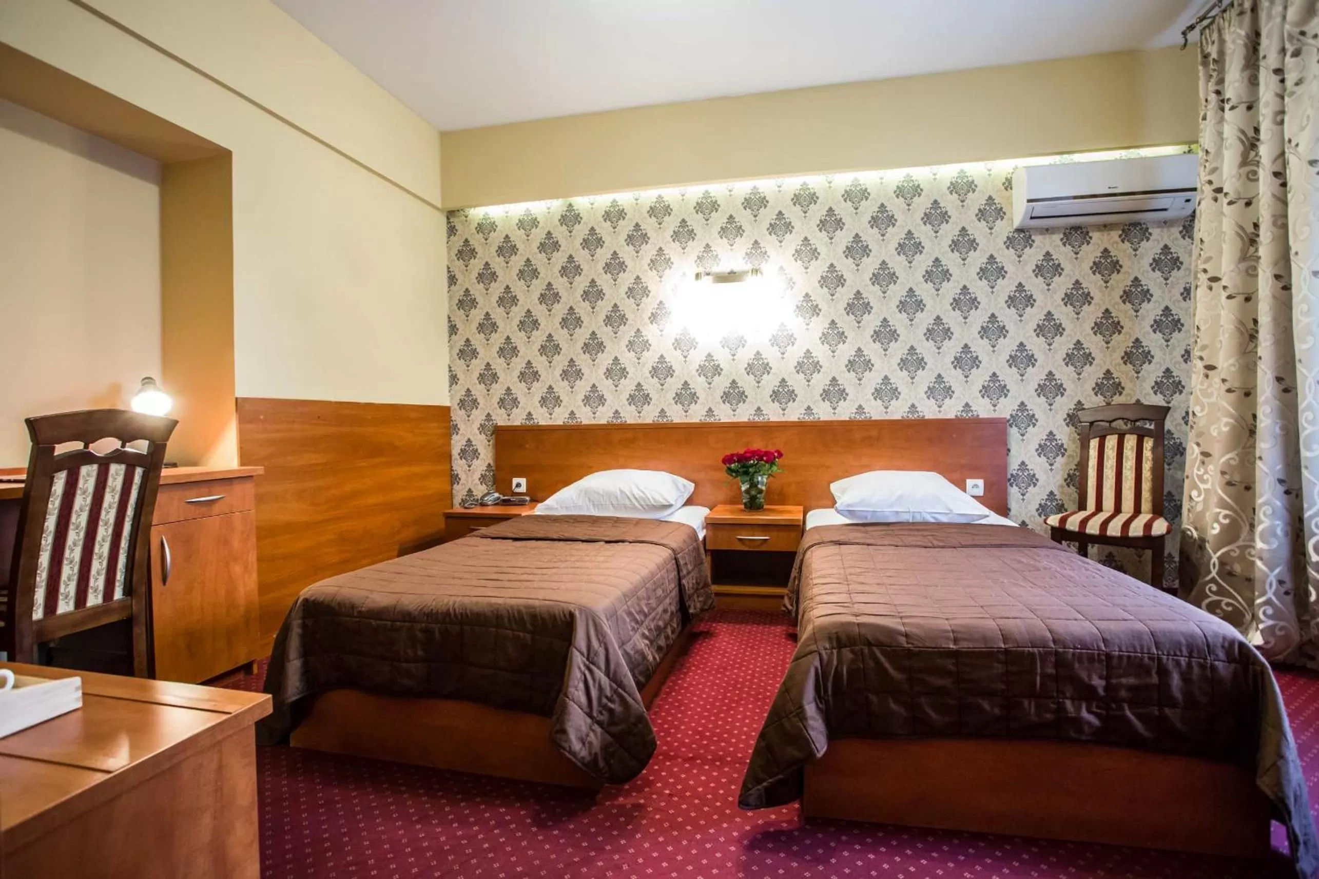 Bed in Hotel Maksymilian