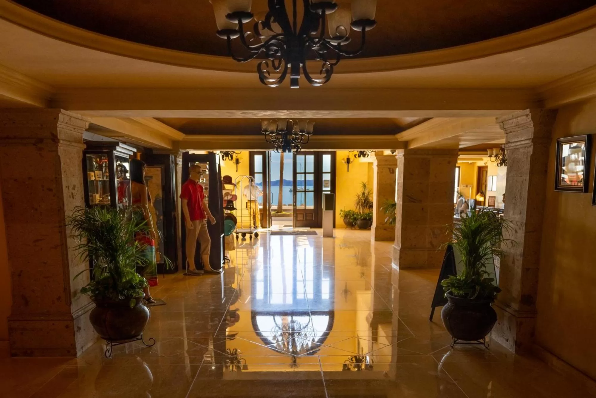 Lobby or reception in La Mision Loreto