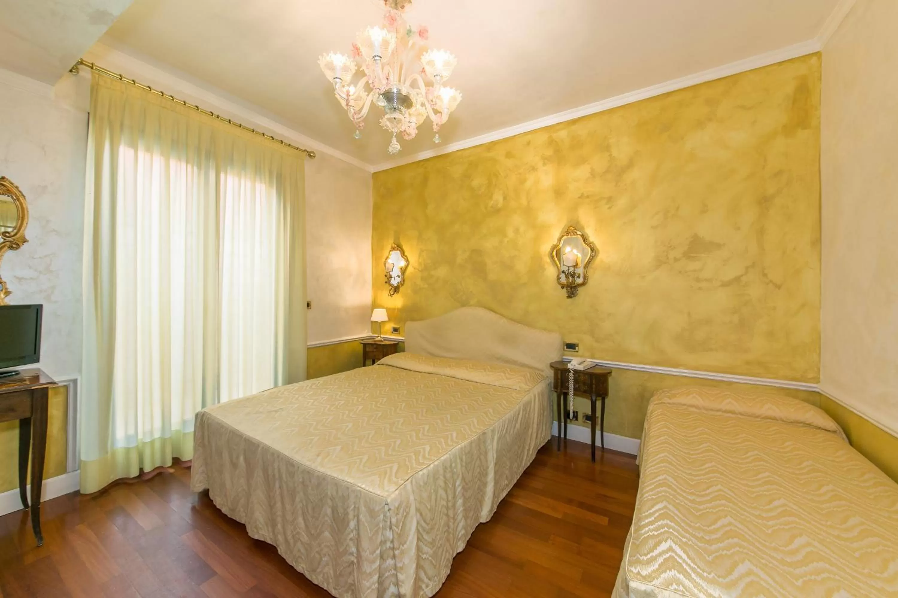 Bed in Hotel Pantalon