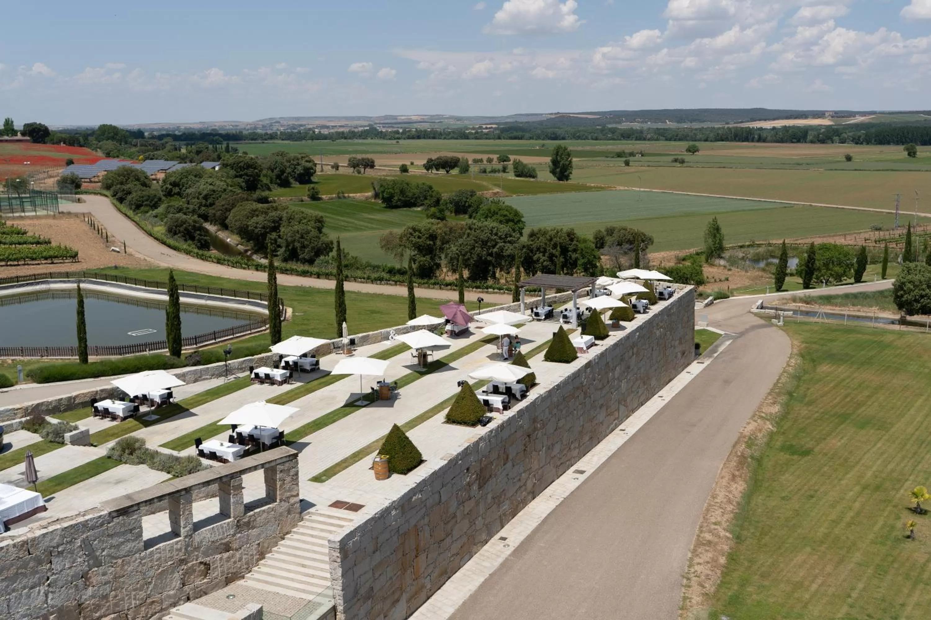Garden in Valbusenda Hotel Bodega & Spa