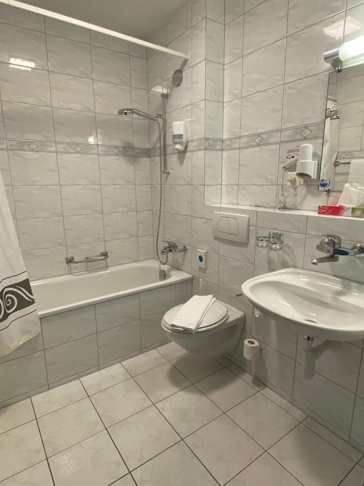 Bathroom in Hotel Post