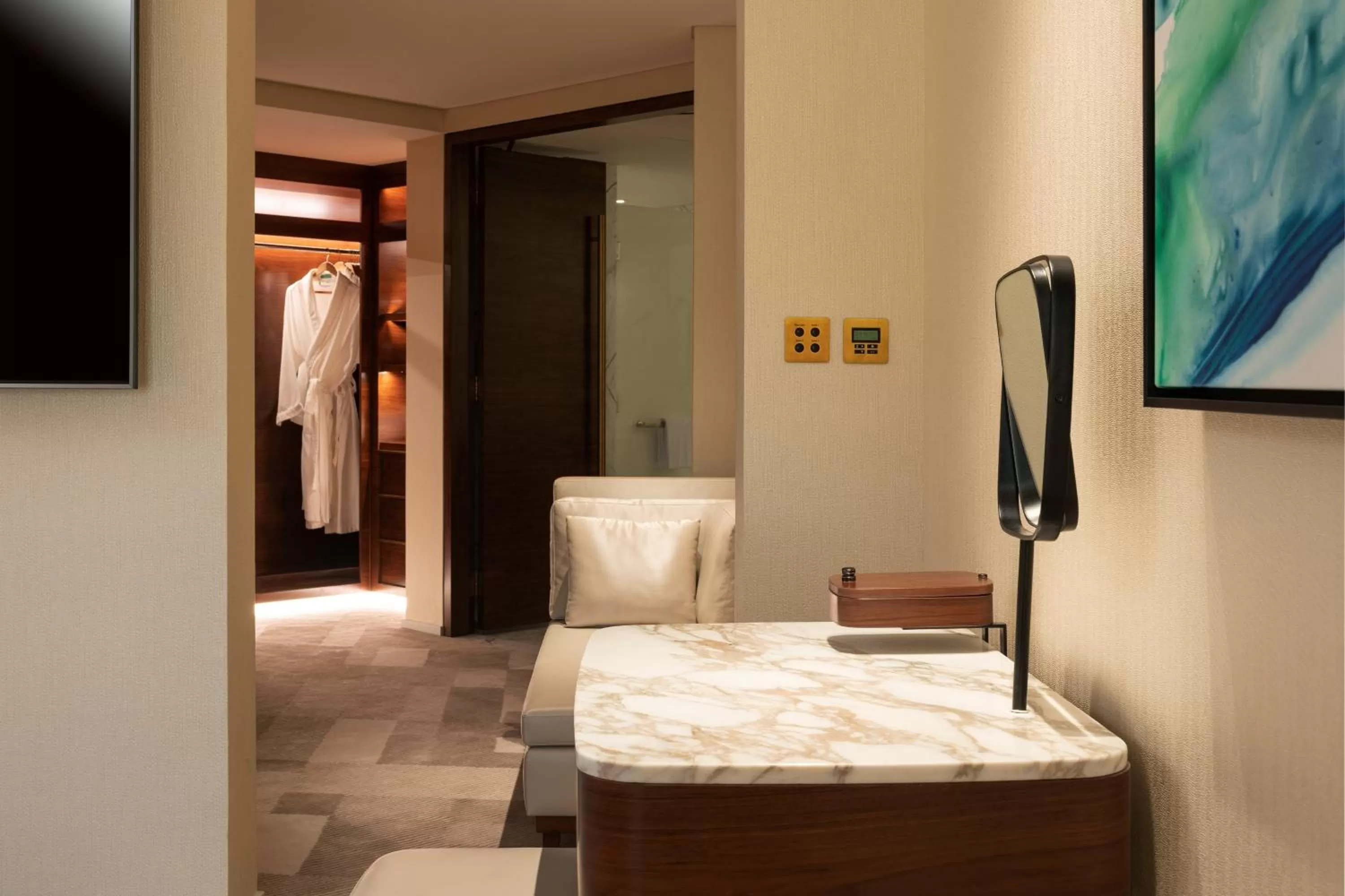 Photo of the whole room in Le Méridien Dubai Hotel & Conference Centre