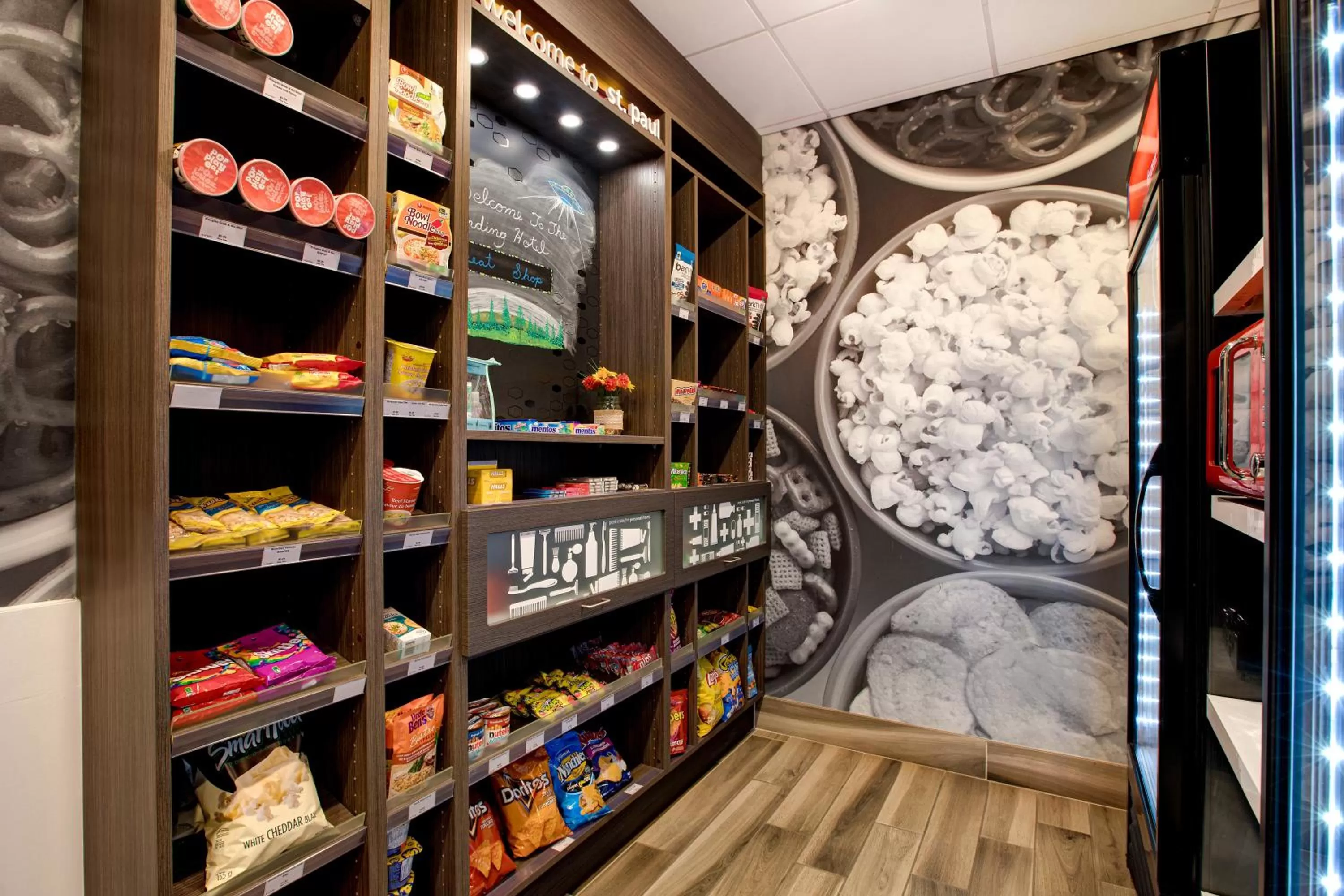 On-site shops in Ramada by Wyndham St Paul AB