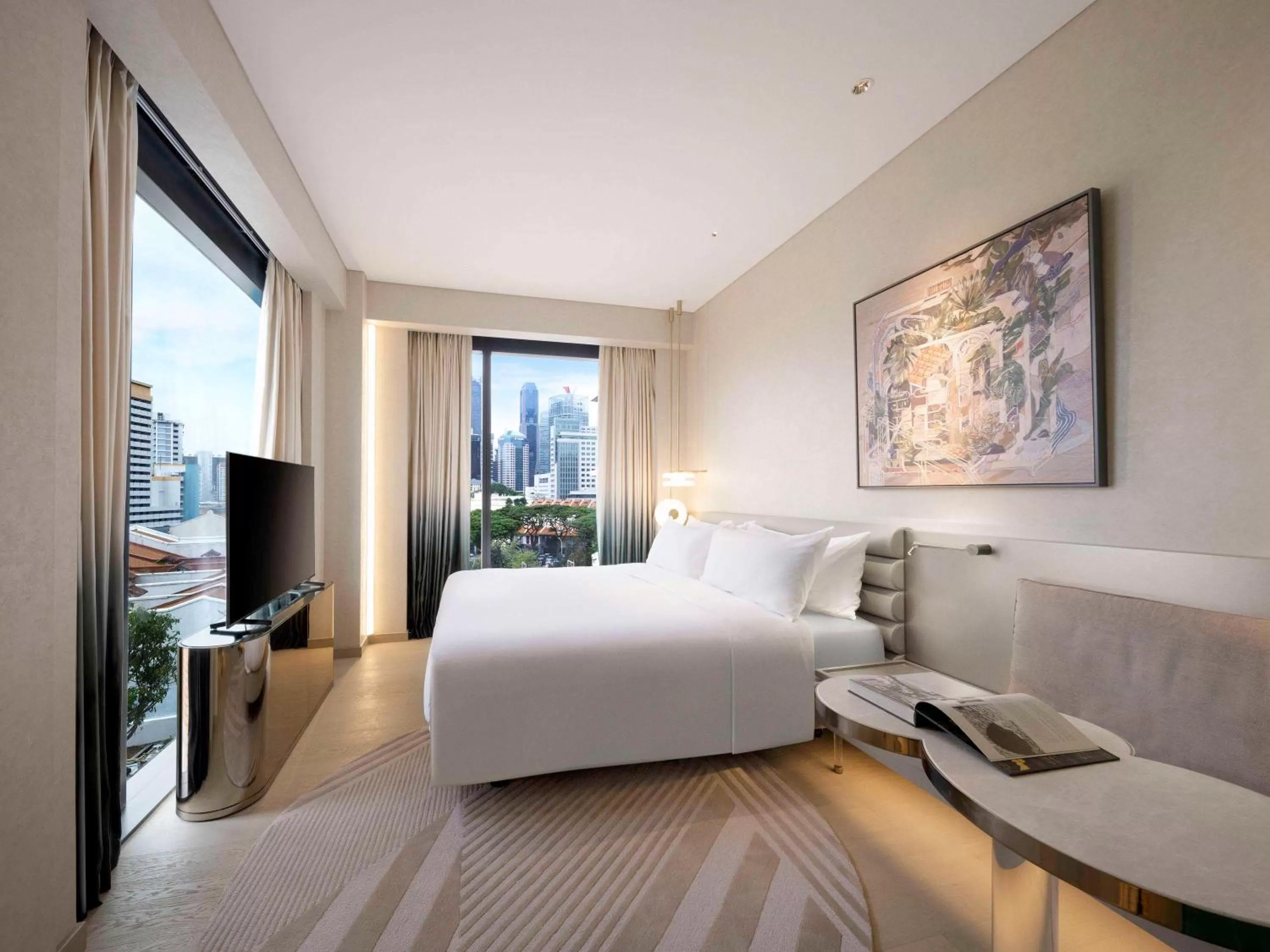 Pinnacle Corner Double Room in Mondrian Singapore Duxton