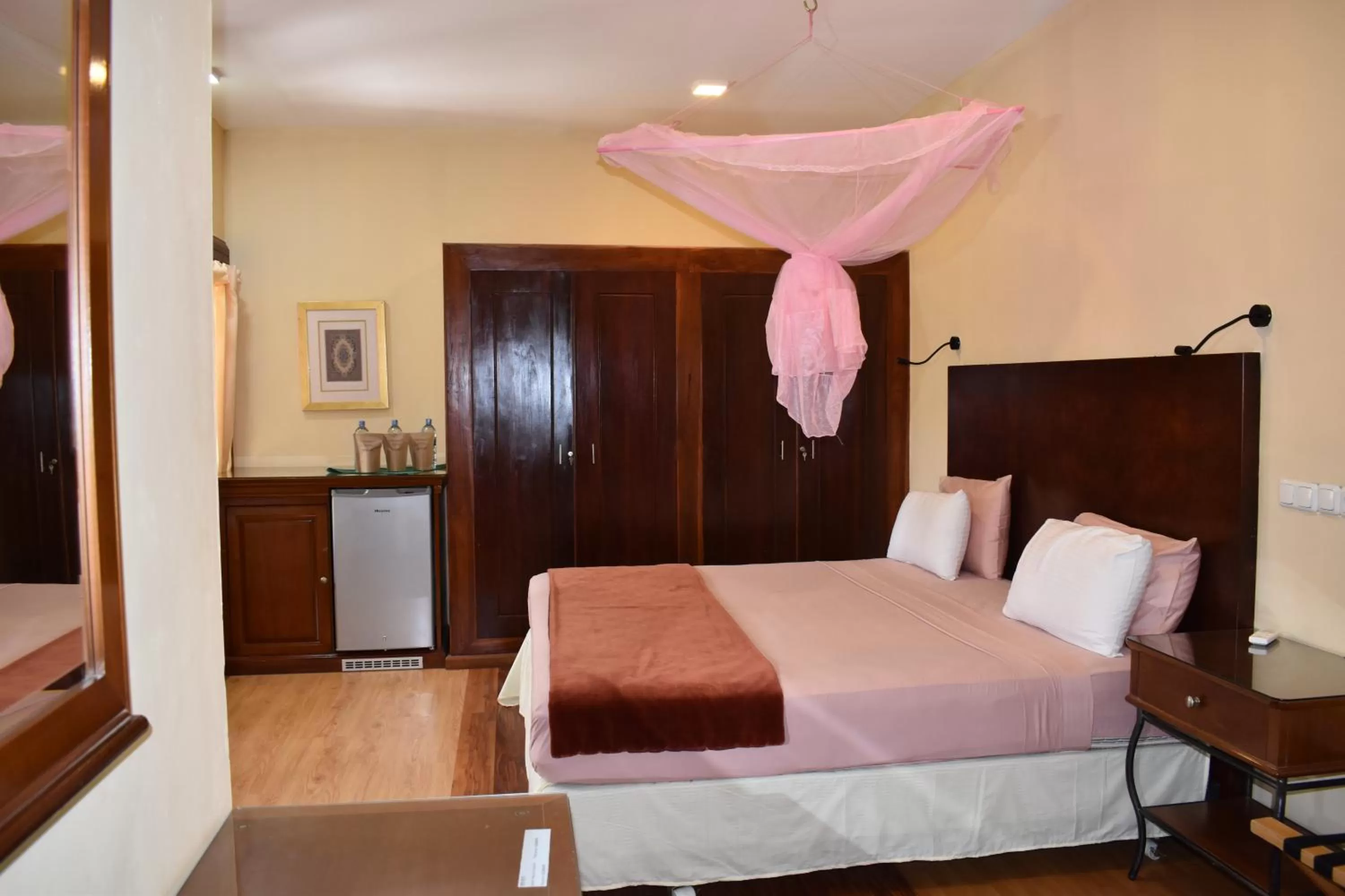 Bed in Hotel 4 U Saliya Garden