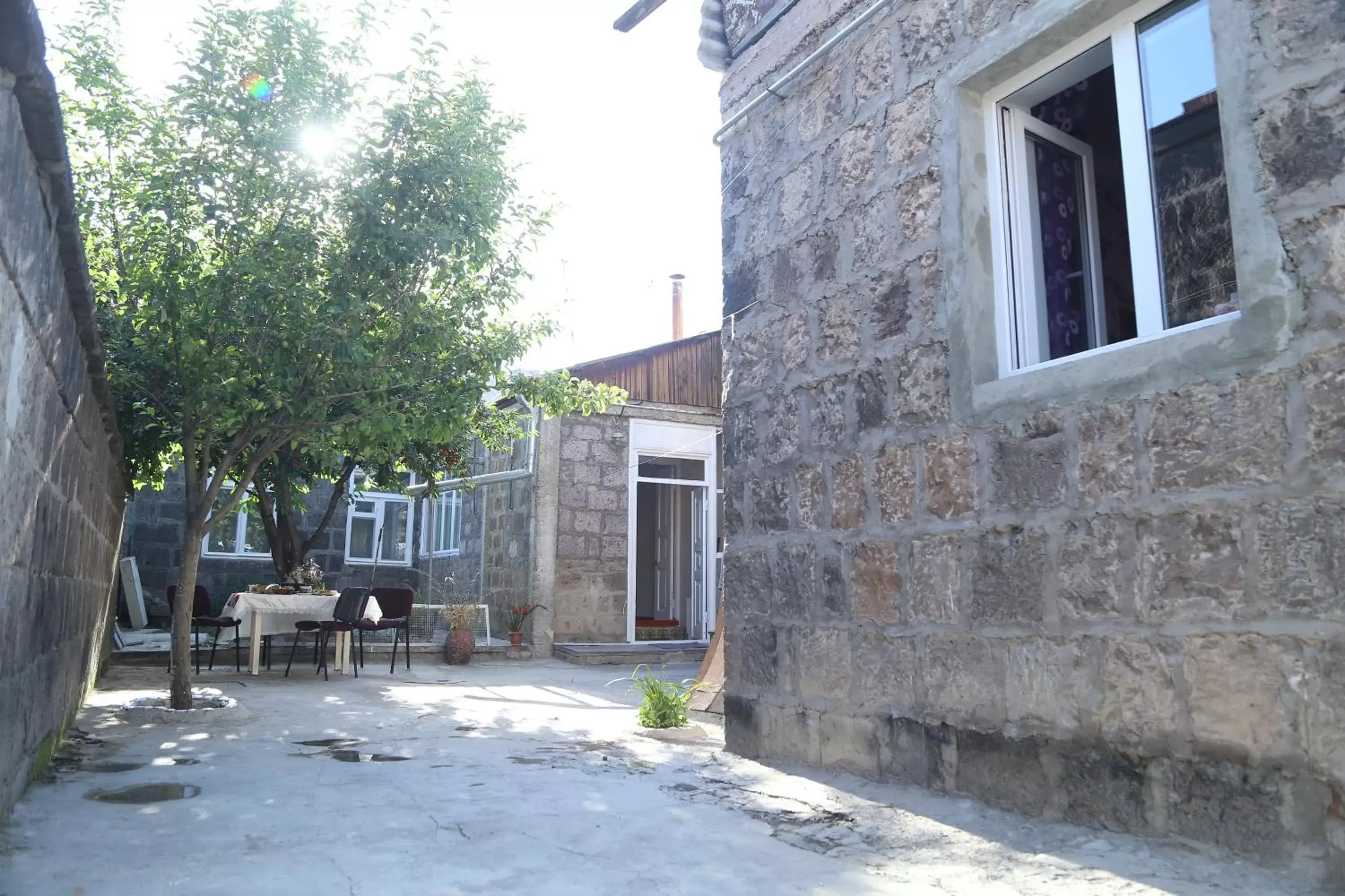 Budget Twin Room in Guest House David's B&B Budget Twin Room in Guest House David's B&B