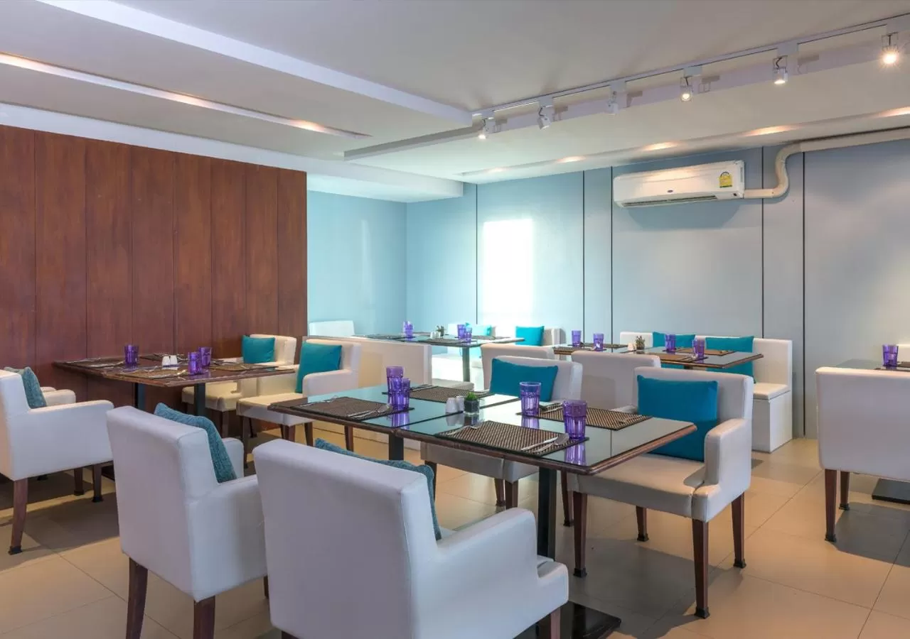 Restaurant/places to eat in Travelodge Pattaya