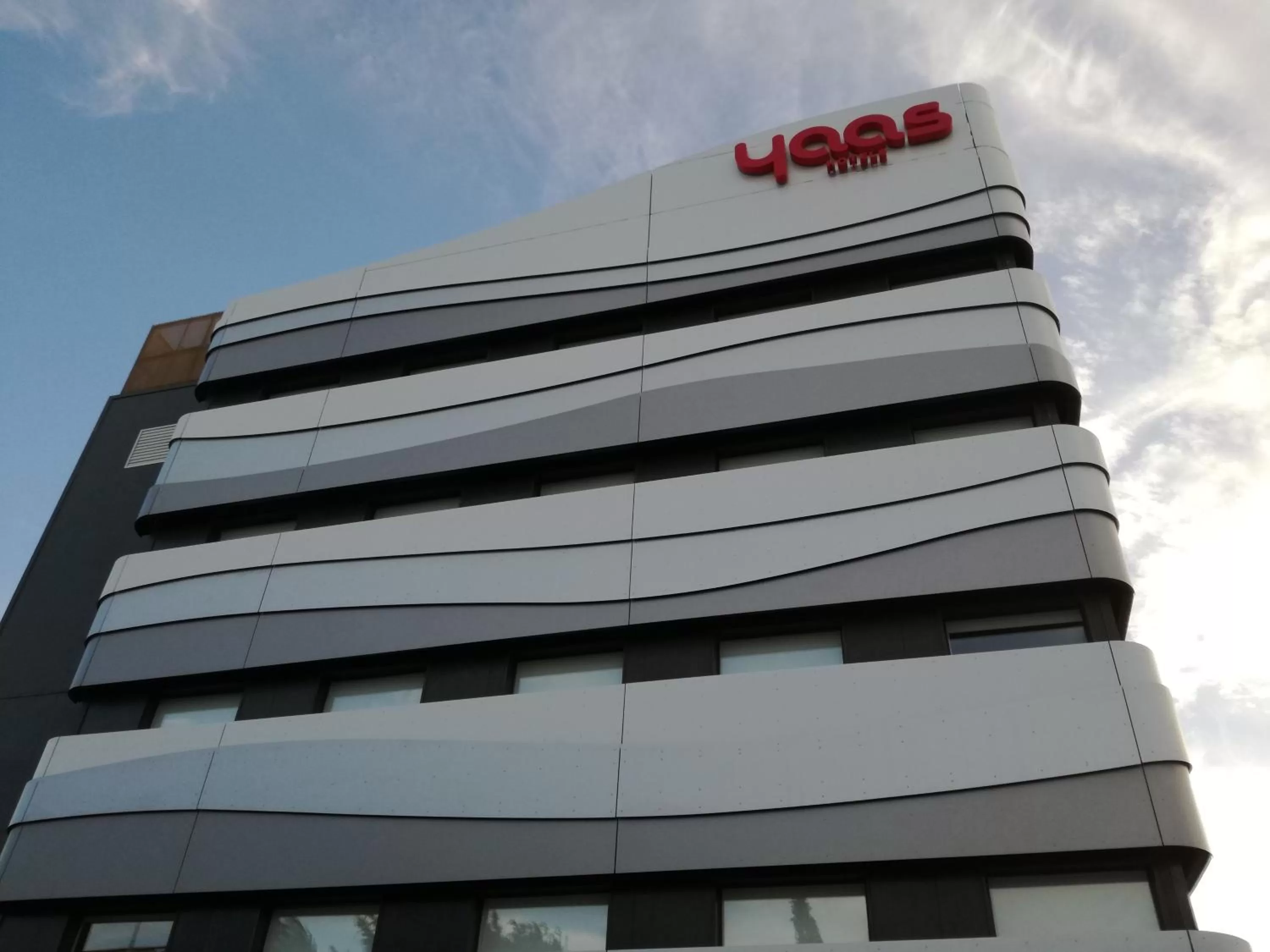 Facade/entrance in Yaas Hotel Dakar Almadies