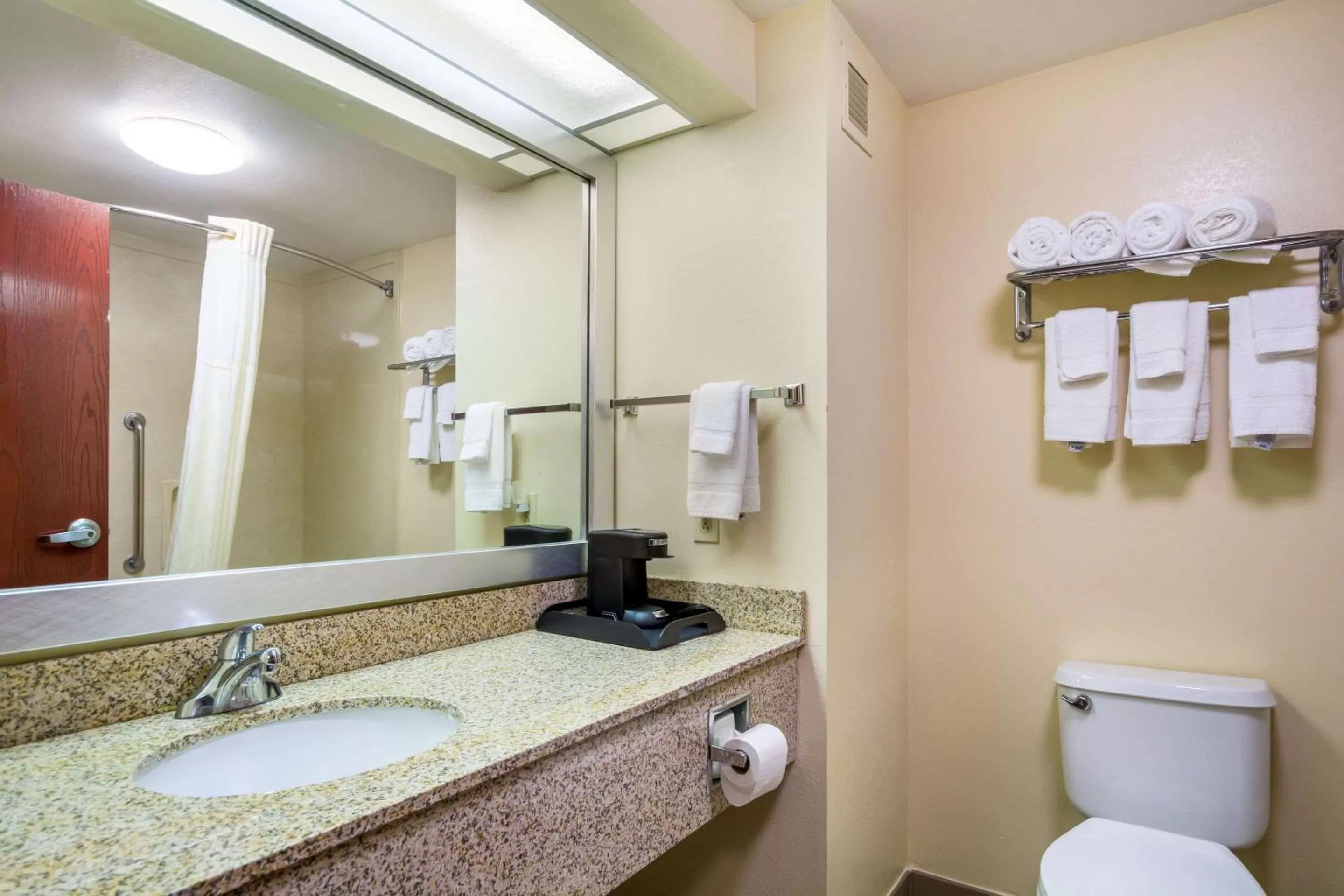 Bathroom in Quality Inn & Suites Sellersburg - Louisville Area