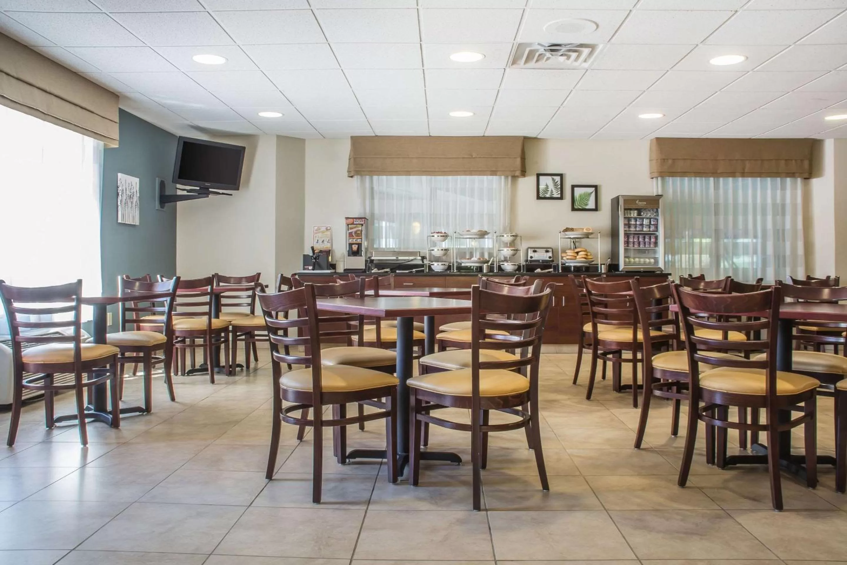 Restaurant/places to eat in Sleep Inn Amherst - Buffalo North near University