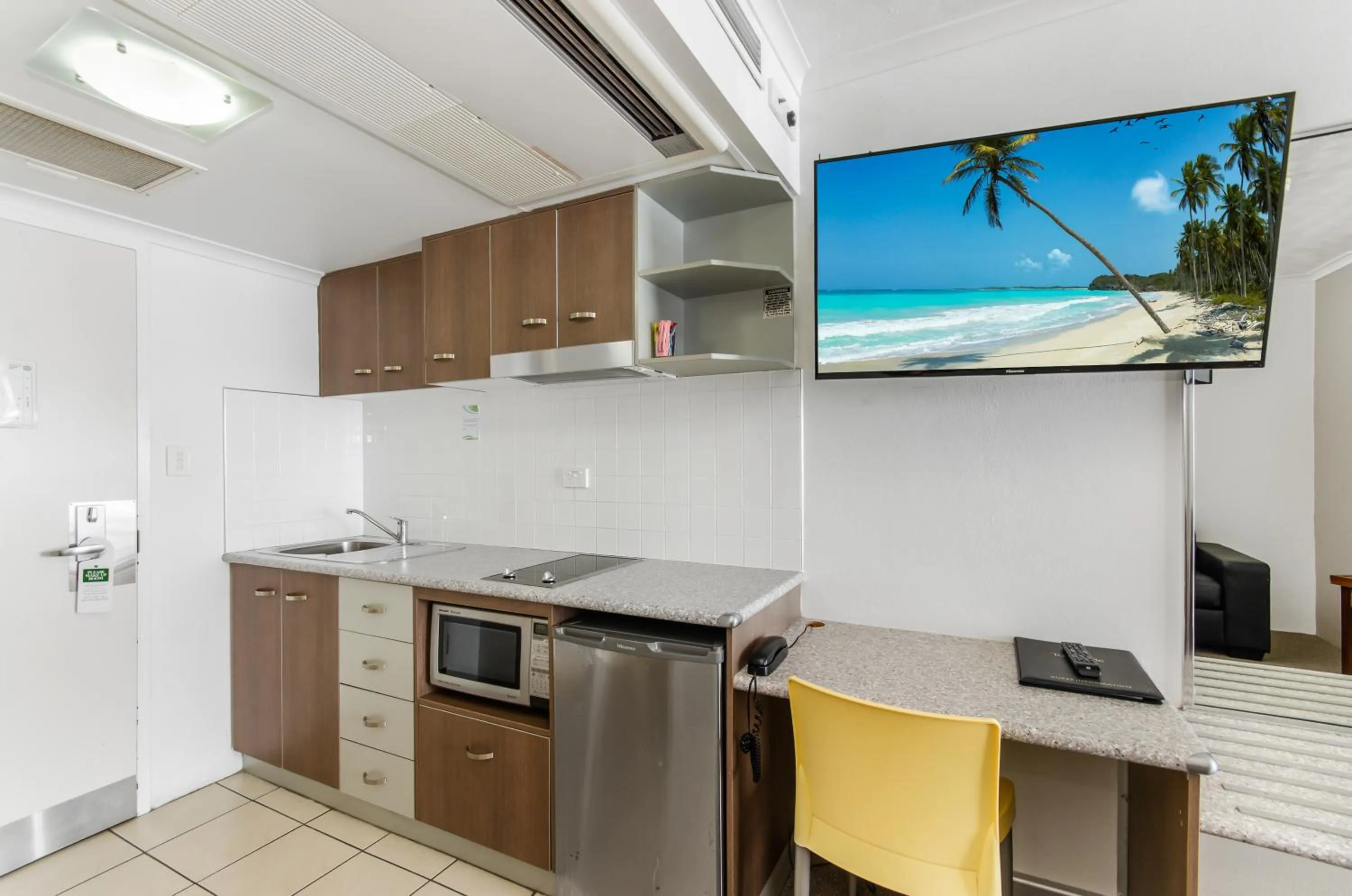 Studio in Waters Edge The Strand