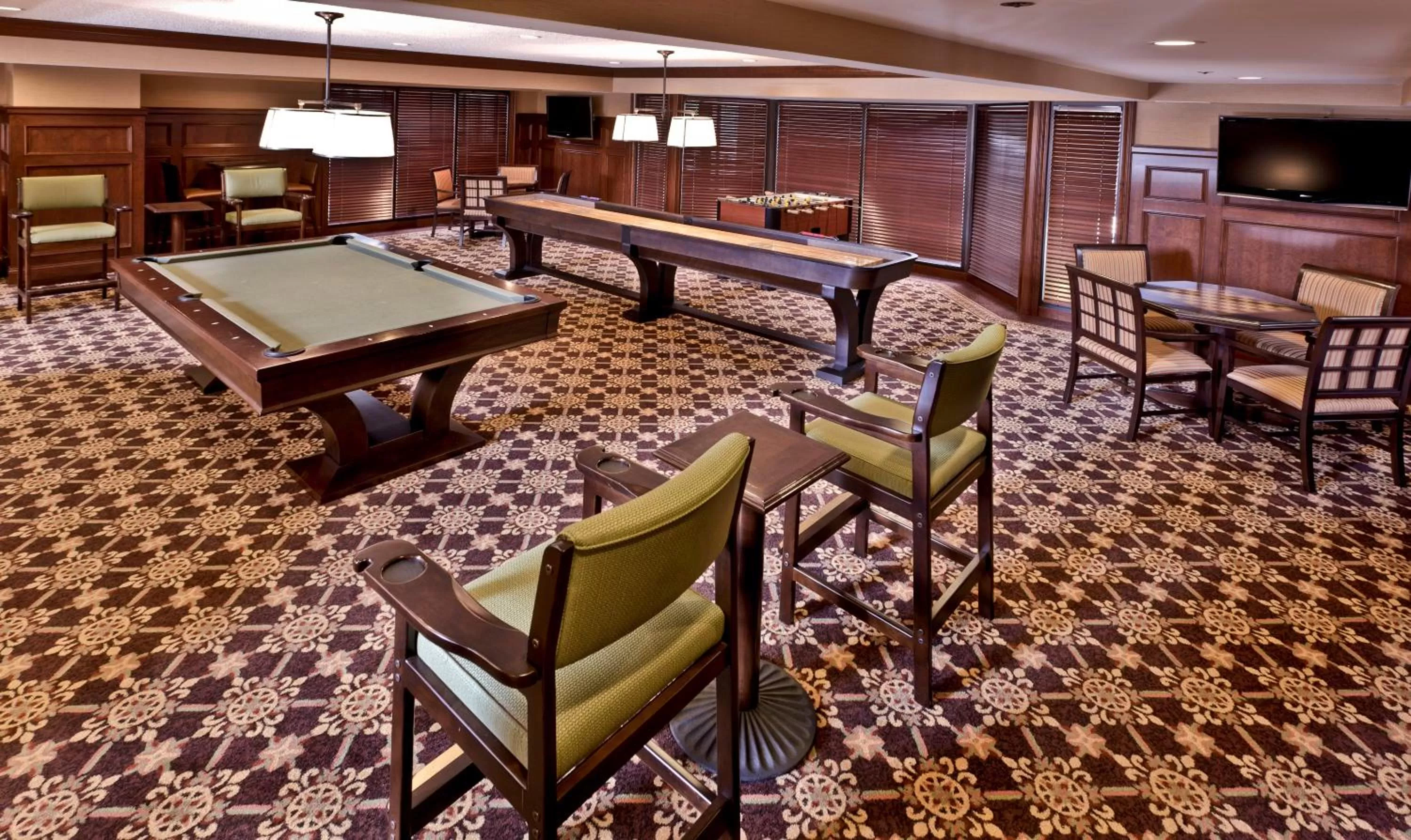 Game Room in Ann Arbor Regent Hotel and Suites