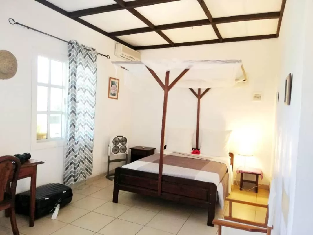 Bedroom, Bed in Hotel Jardin de la Paix