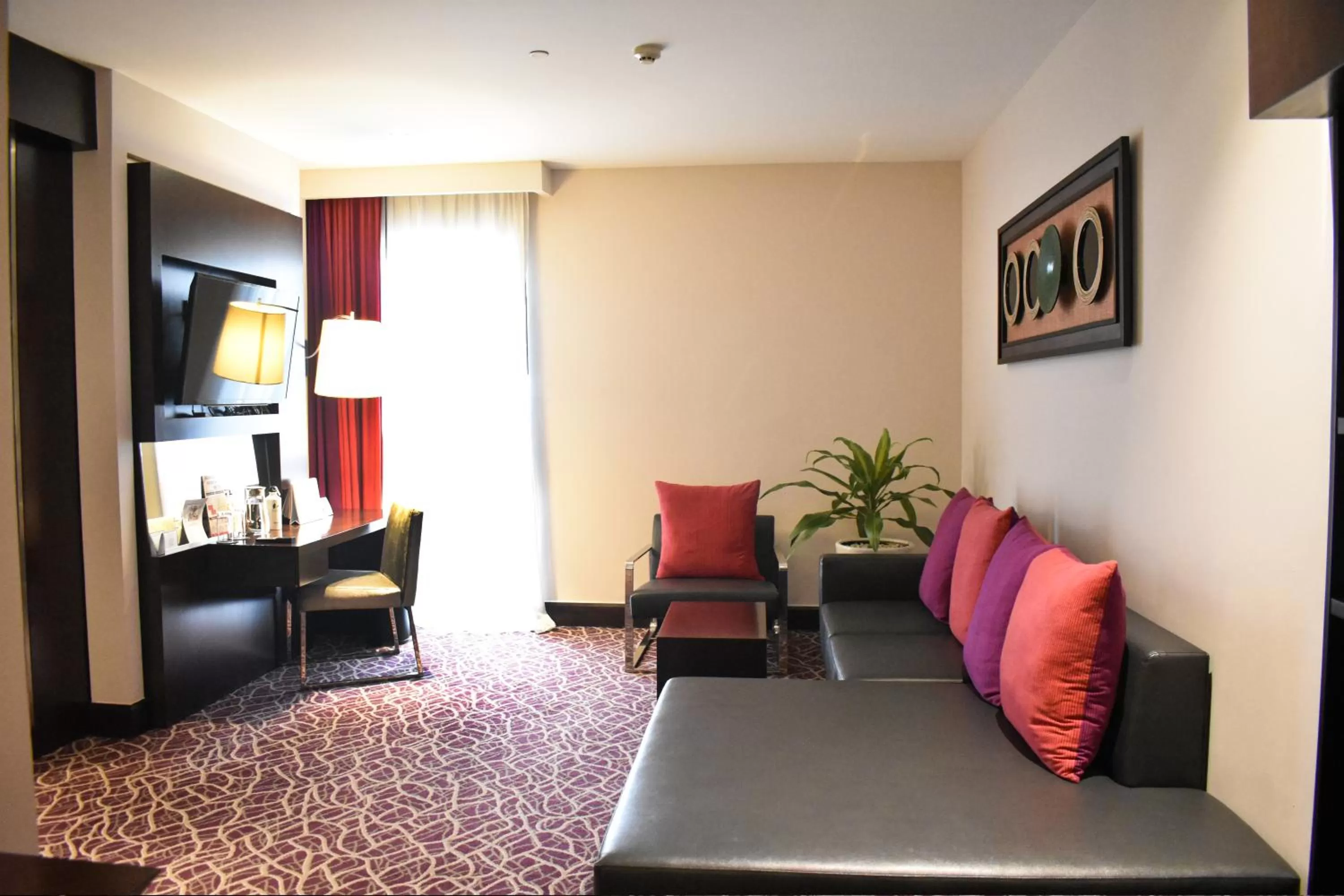 Bedroom in Novotel Yangon Max