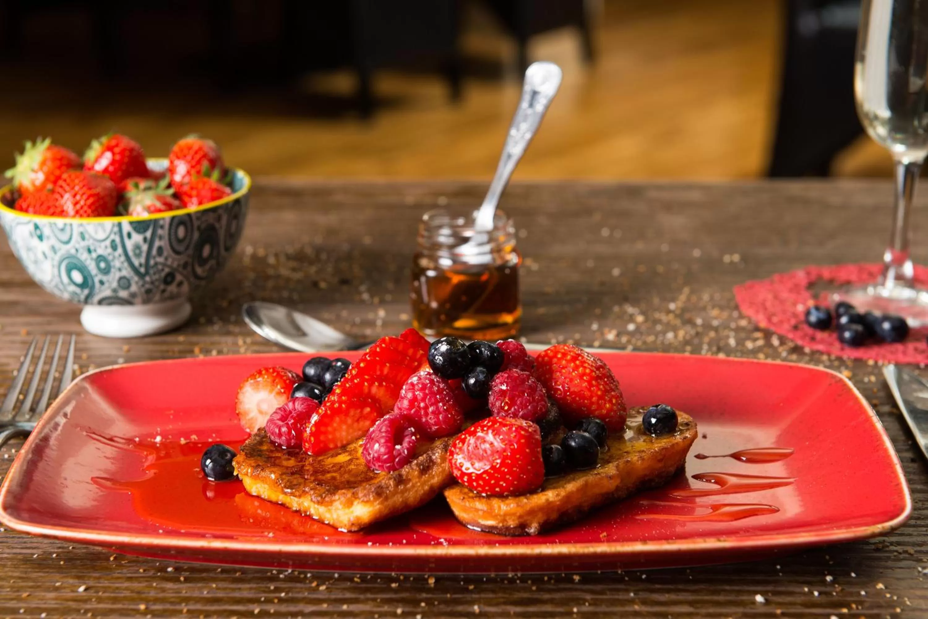 Food and drinks in Brook Lane Hotel