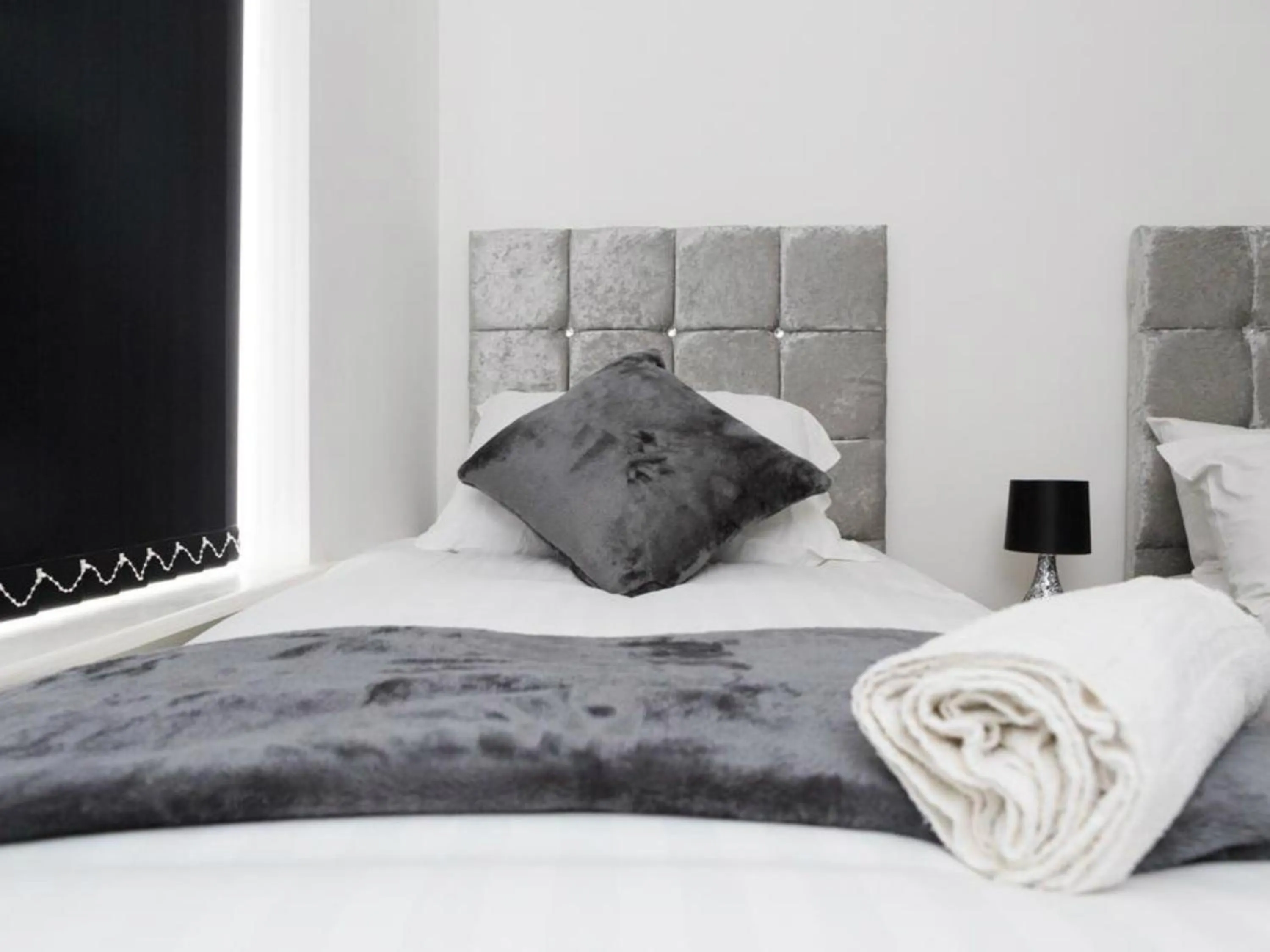 Bedroom, Bed in Live in Leeds Grange Apartments