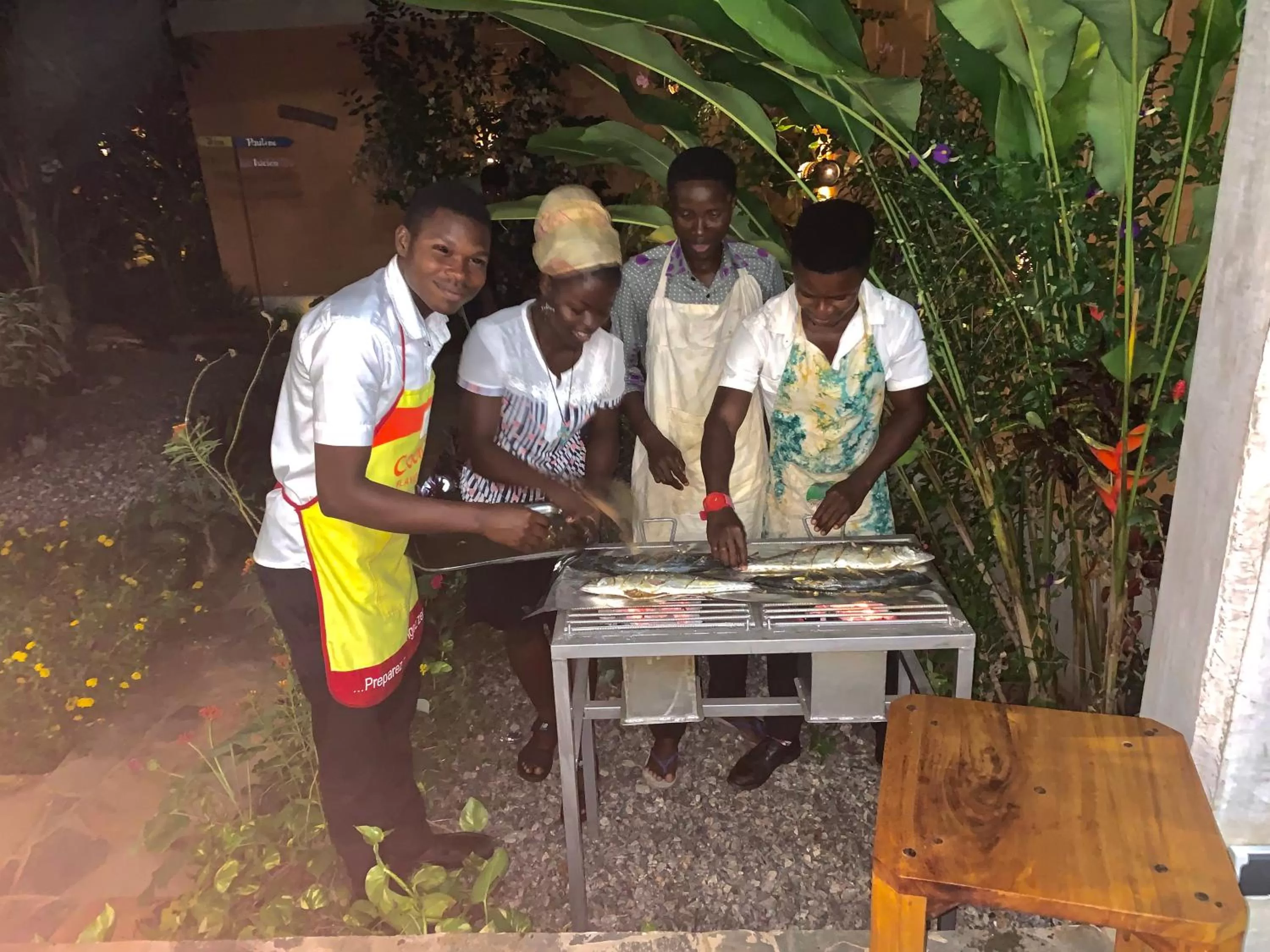 Restaurant/places to eat in Hôtel Amédzépé