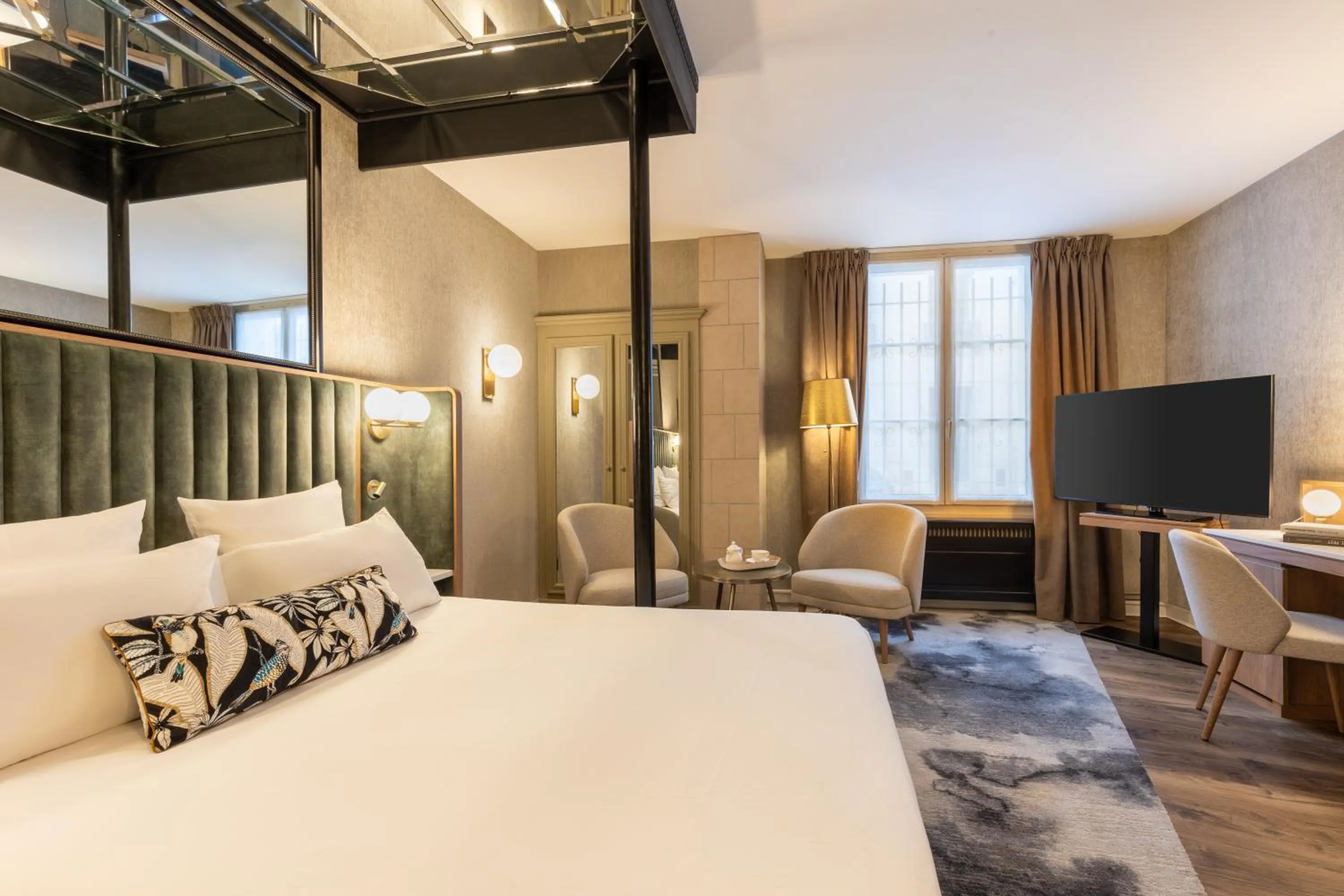 Photo of the whole room, Bed in Best Western Saint-Louis - Grand Paris - Vincennes