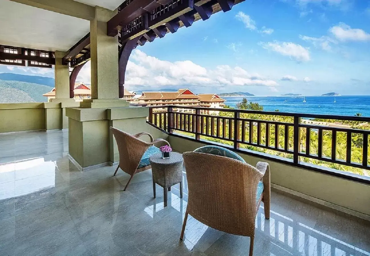 Ocean View Suite (One-time pick-up or drop-off service per stay) in The Ritz-Carlton Sanya, Yalong Bay Ocean View Suite (One-time pick-up or drop-off service per stay) in The Ritz-Carlton Sanya, Yalong Bay