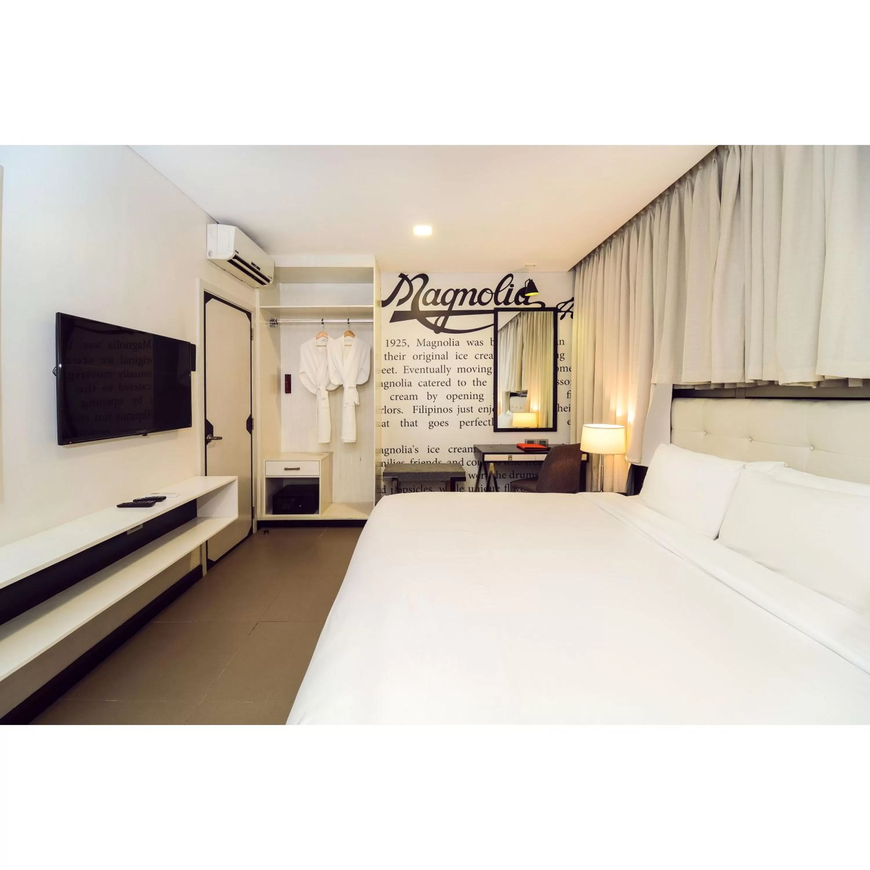 King Suite in Summit Hotel Magnolia