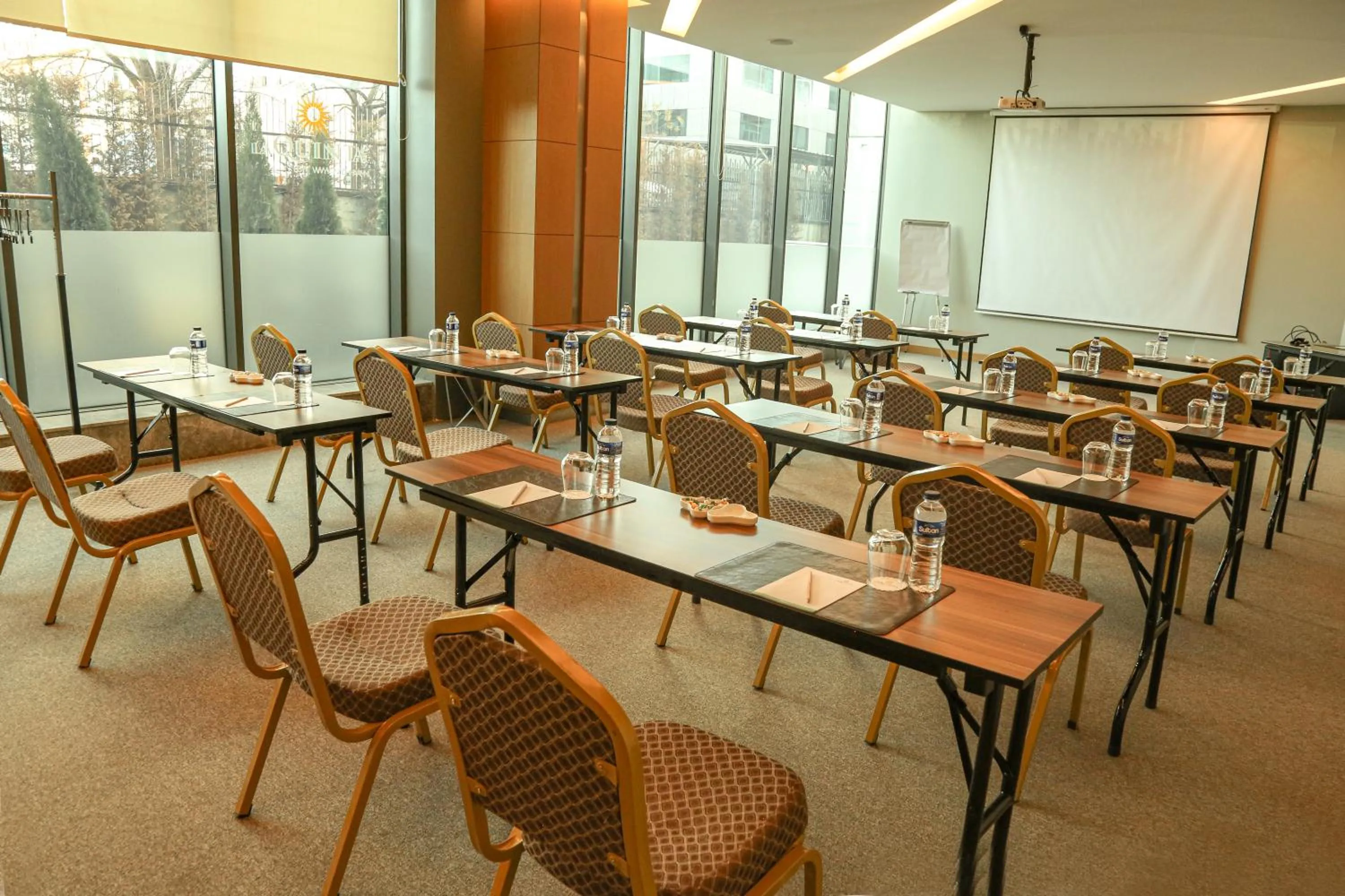 Meeting/conference room in La Quinta by Wyndham Istanbul Gunesli