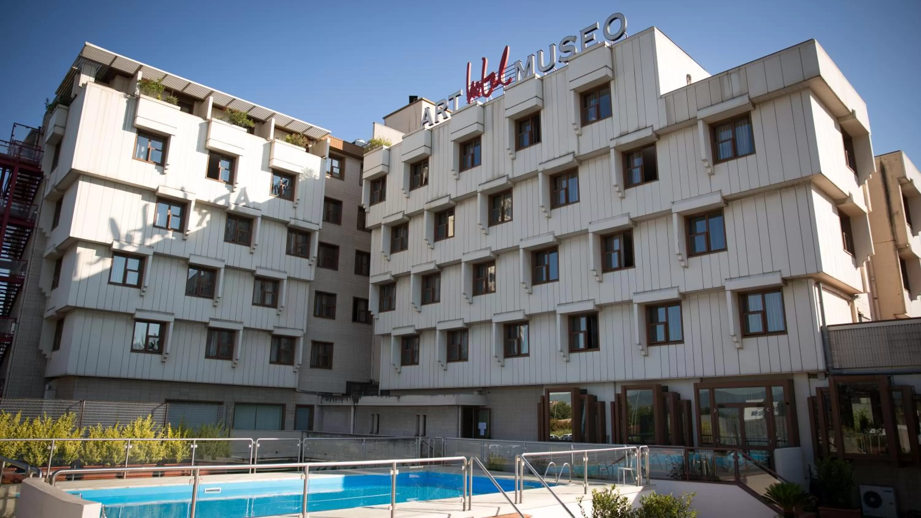 Swimming pool in Art Hotel Museo