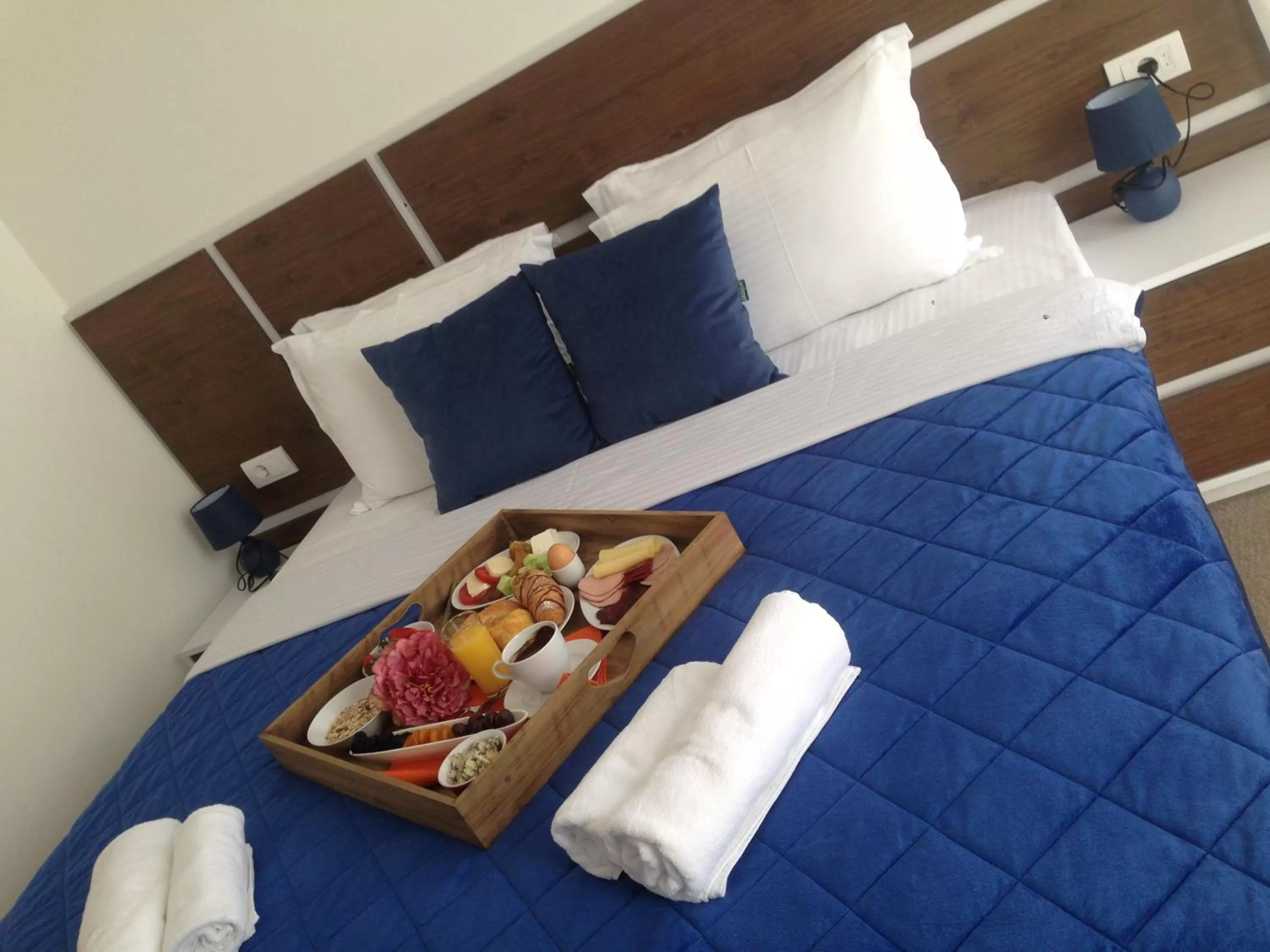 Breakfast, Bed in Boutique Hotel "Salina"