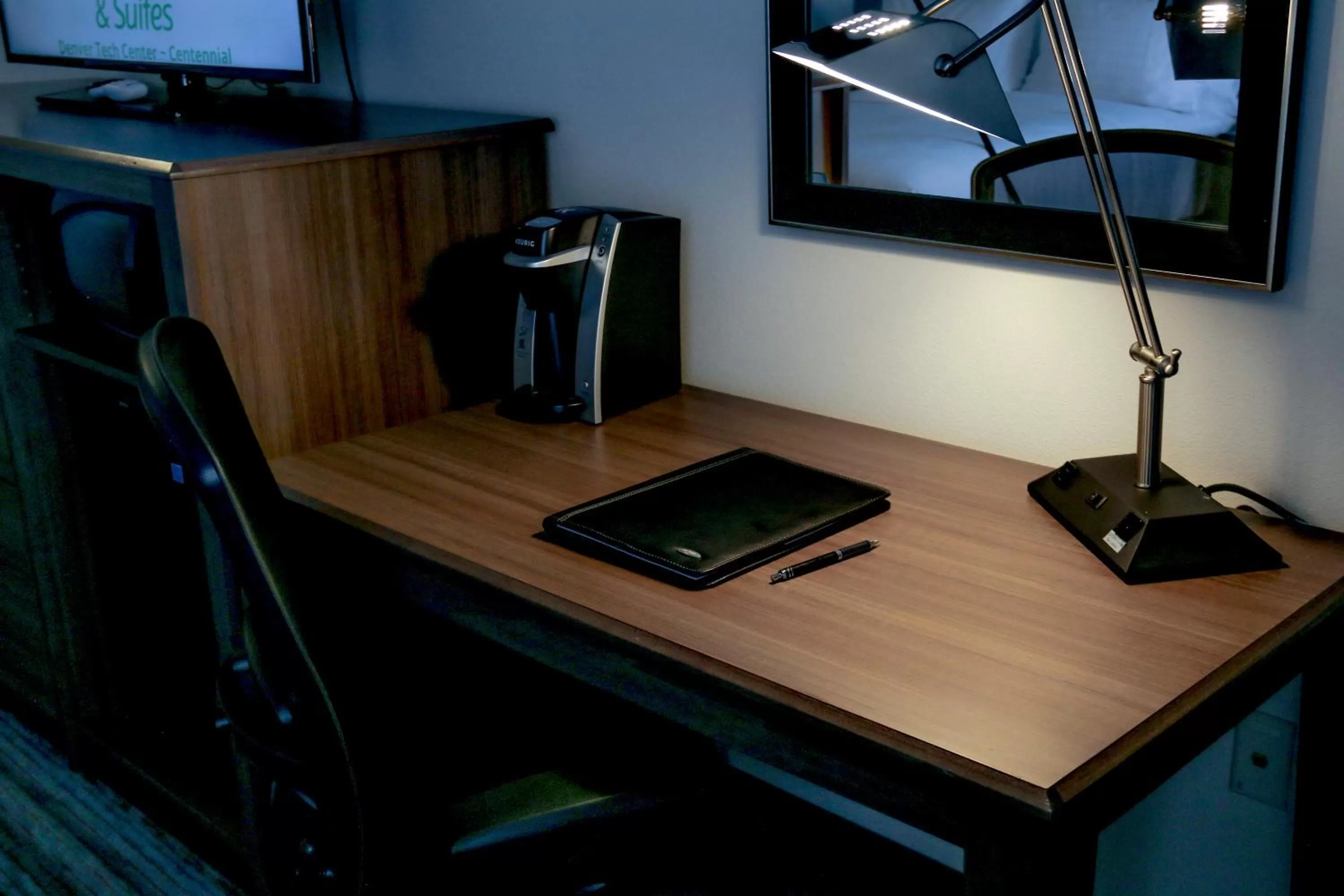 Photo of the whole room in Holiday Inn & Suites Denver Tech Center-Centennial by IHG